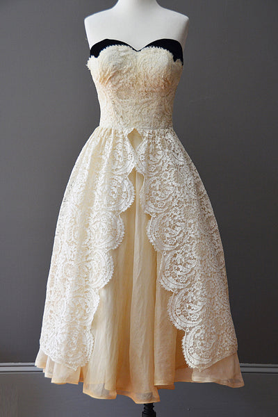 1950's Cream Lace Vintage Dress