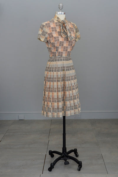 1970s does 1950s Geometric Retro Print Shirtwaist Dress