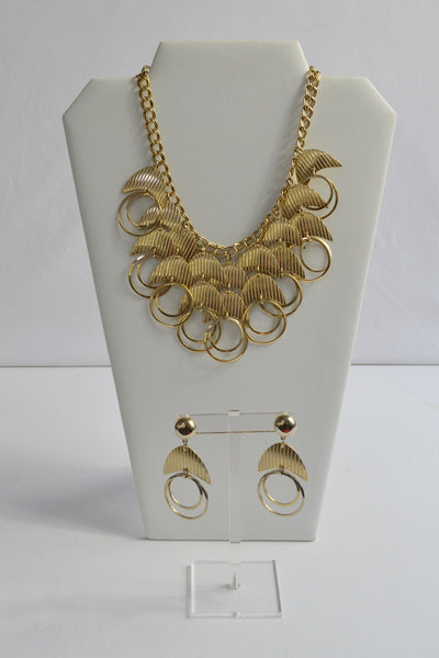 Vintage 1970s Gold Tone Crescent Moon and Open Rings Necklace and Earrings