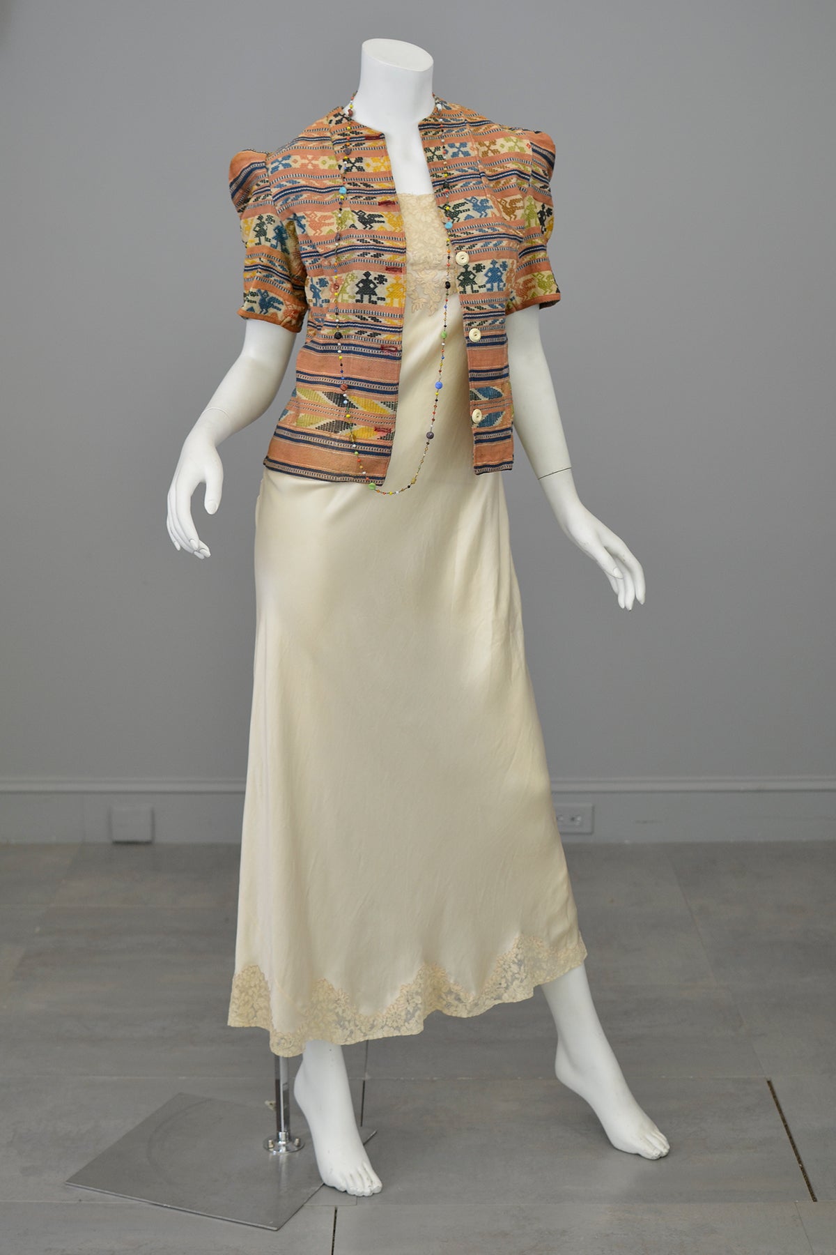 1930s Cream Silk Satin Lingerie Lace Bodice Bias Cut Negligee Gown
