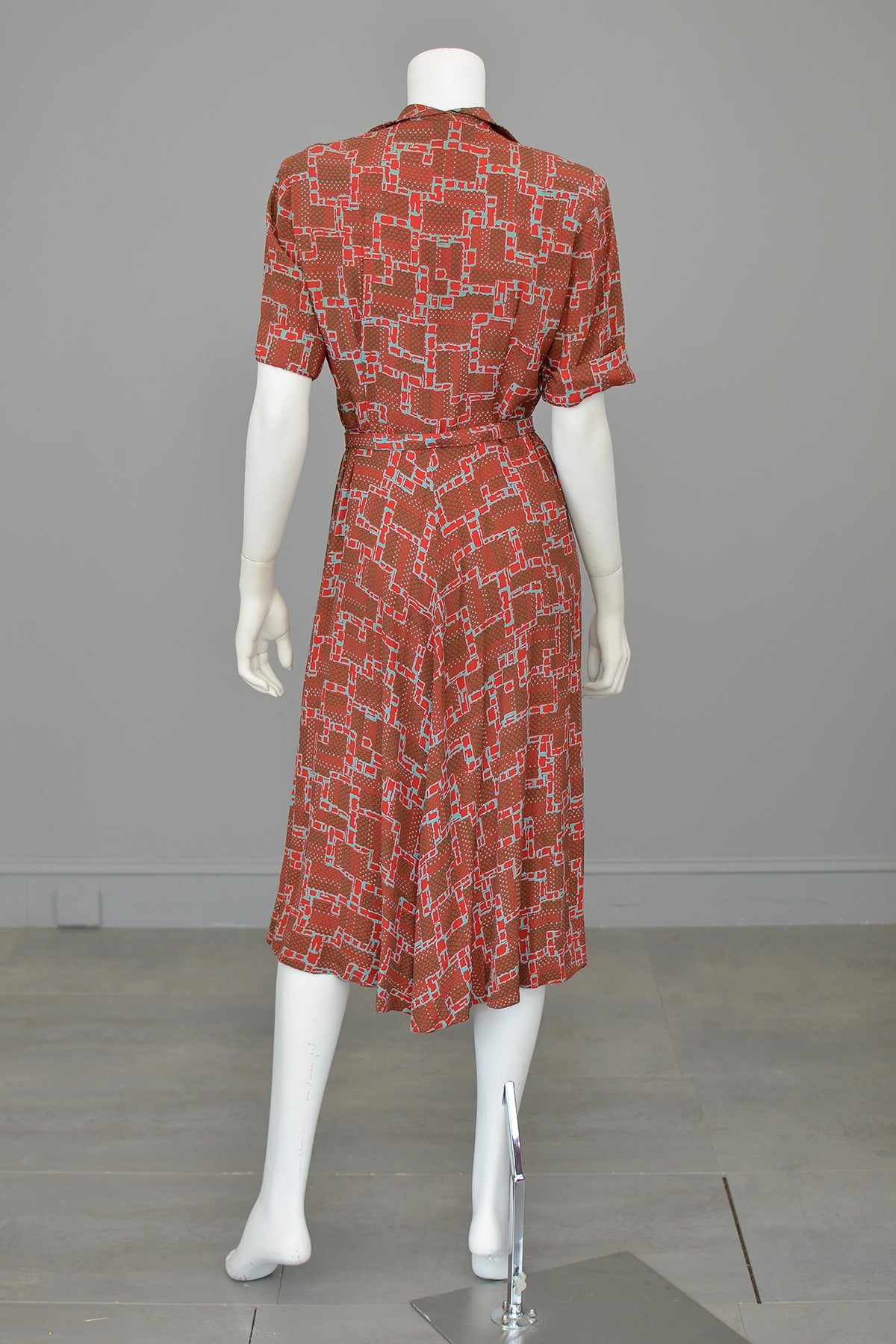 1940s Geometric Print Dress in Brick Red, Olive Green and Aqua Blue | Wounded Bird