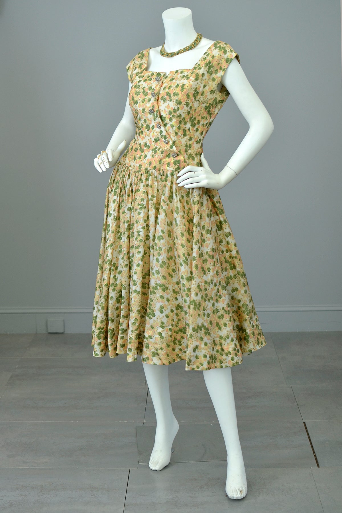 1950s Retro Print Drop Waist Party Dress | VintageVirtuosa 1950s Retro Print Drop Waist Party Dress | VintageVirtuosa