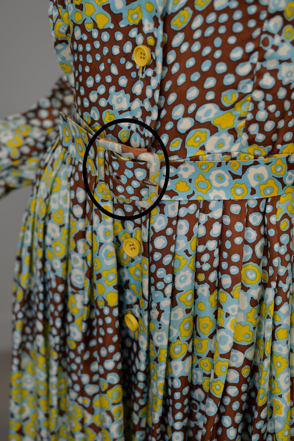 1960s Atomic Bubbles Polka Dot Novelty Print Shirtwaist Dress