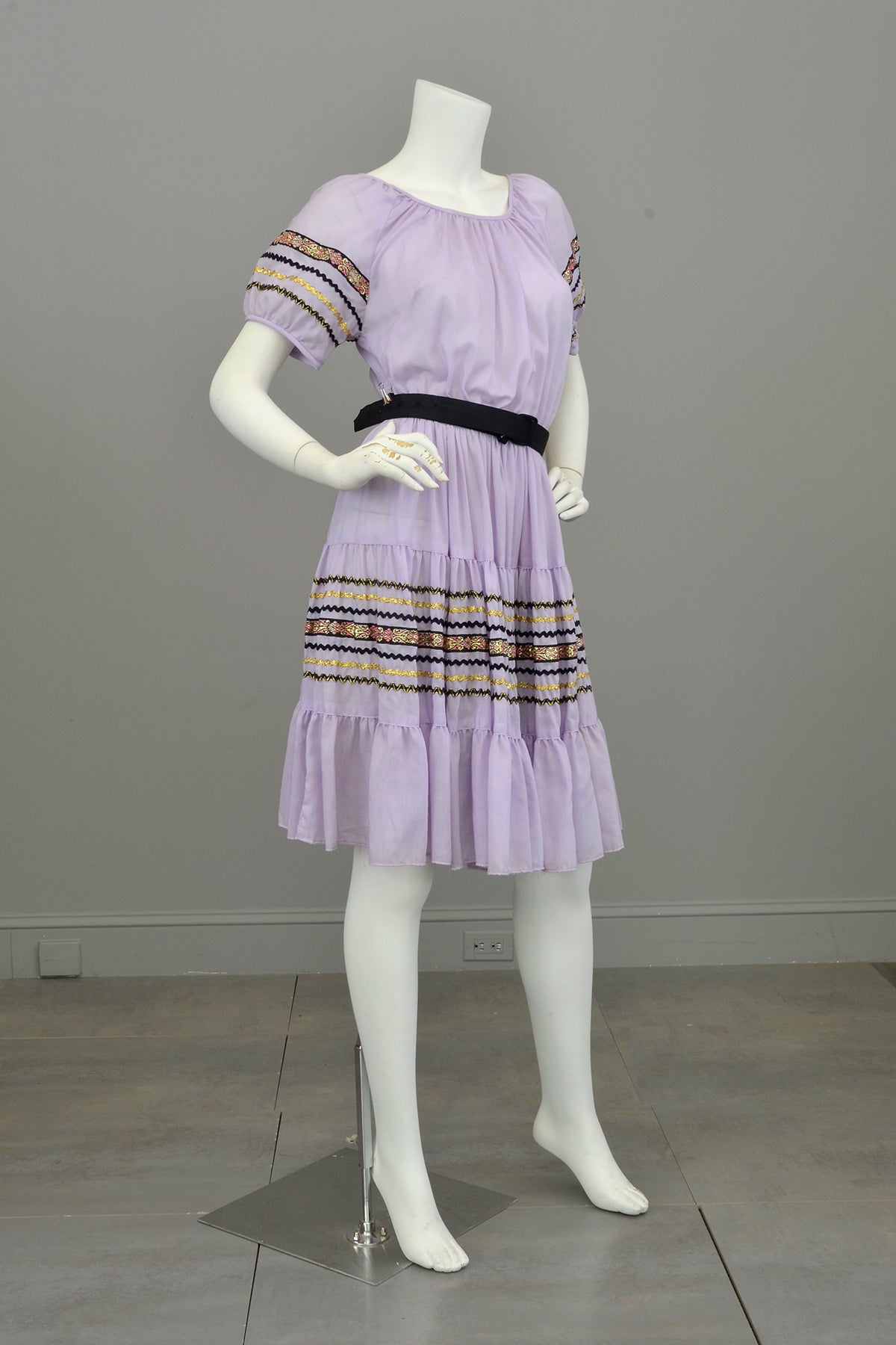 Vtg 1960s 70s Lilac Patio Square Dance Dress Trimmed with Gold Metalli | VintageVirtuosa Vtg 1960s 70s Lilac Patio Square Dance Dress Trimmed with Gold Metalli | VintageVirtuosa