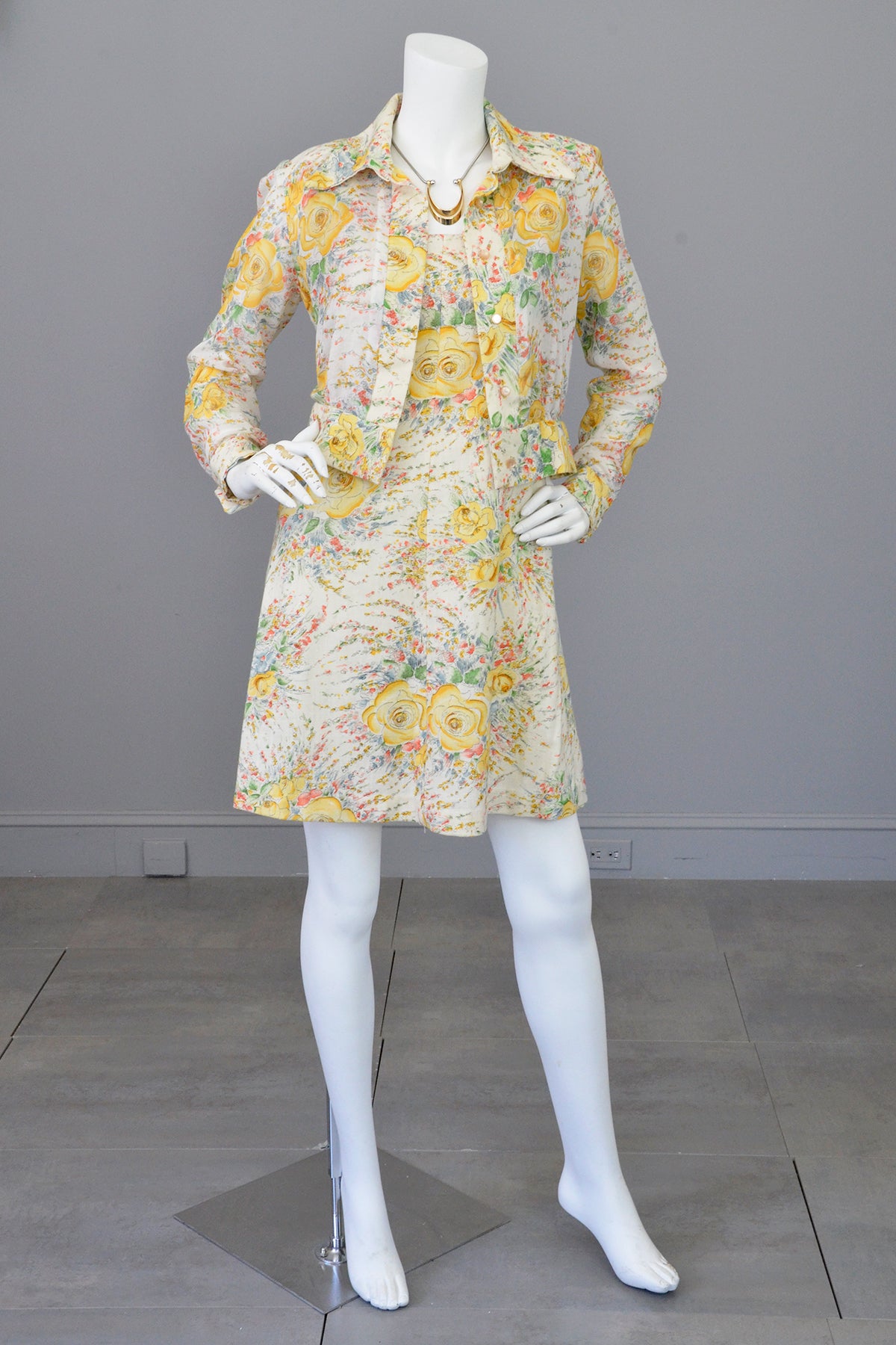 1970s Rose Print A-Line Jumper Dress and Matching Cropped Jacket