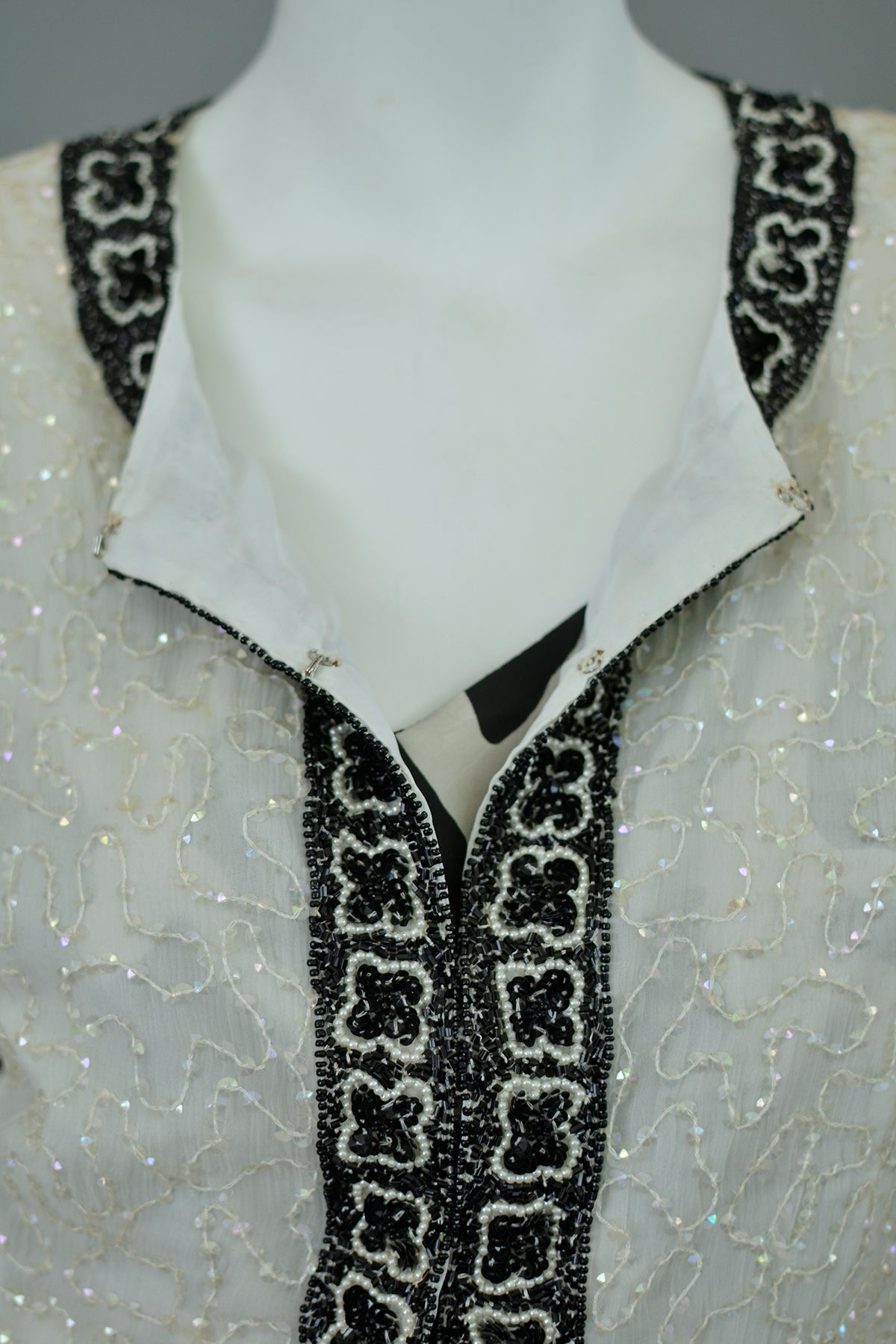 1980s Laurence Kazar White Black Beaded Jacket Top