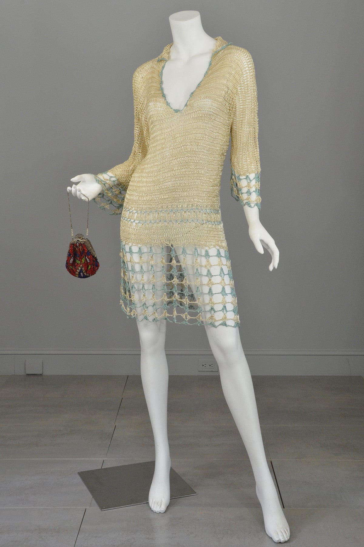 1920s Cream and Aqua Vintage Crochet Flapper Dress | VintageVirtuosa