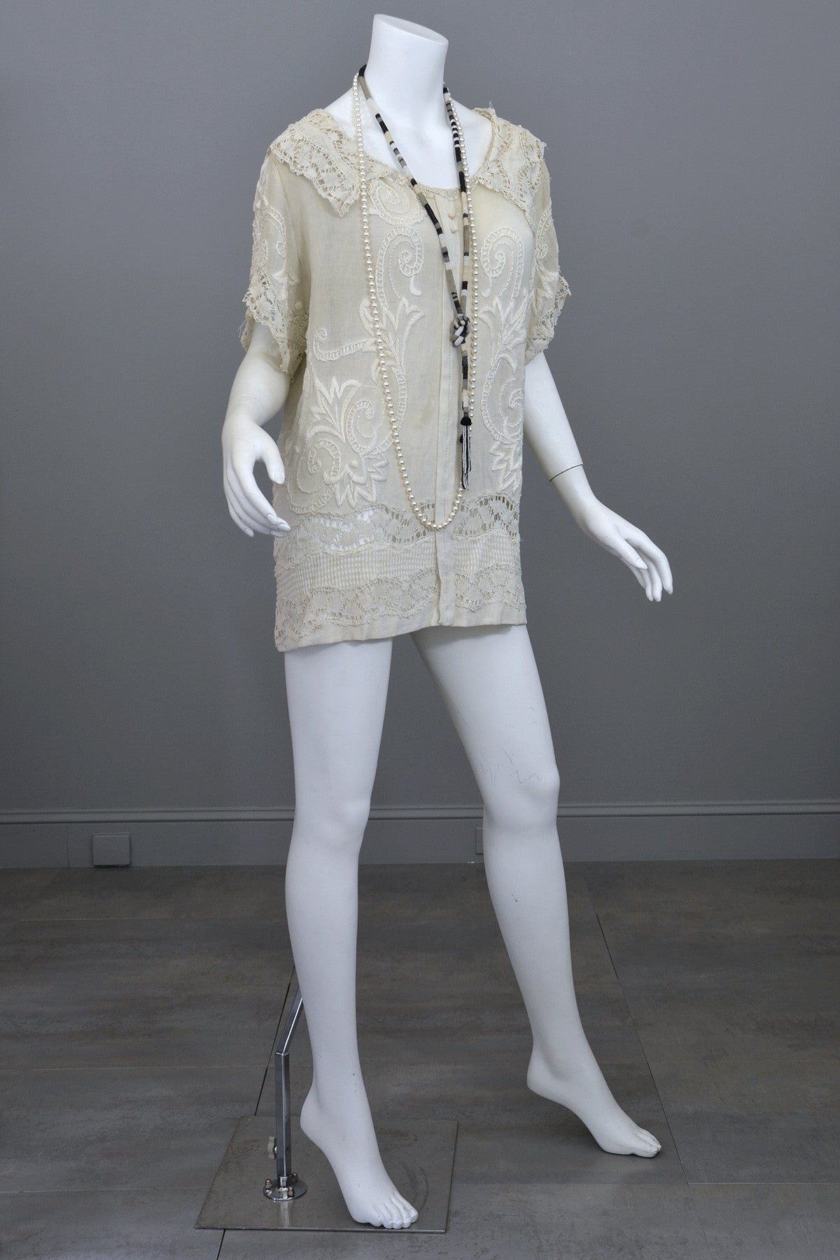 Deco 20s Embroidered Gauze Tunic Lace Top