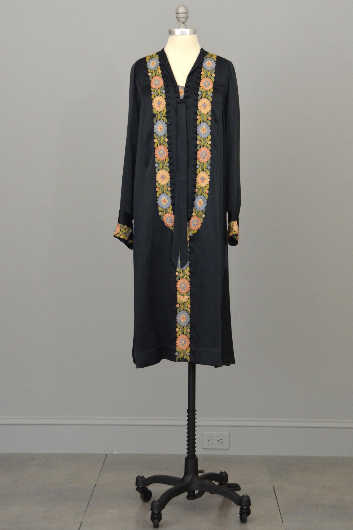 1920s Embroidered Navy Silk Satin Vintage Dress