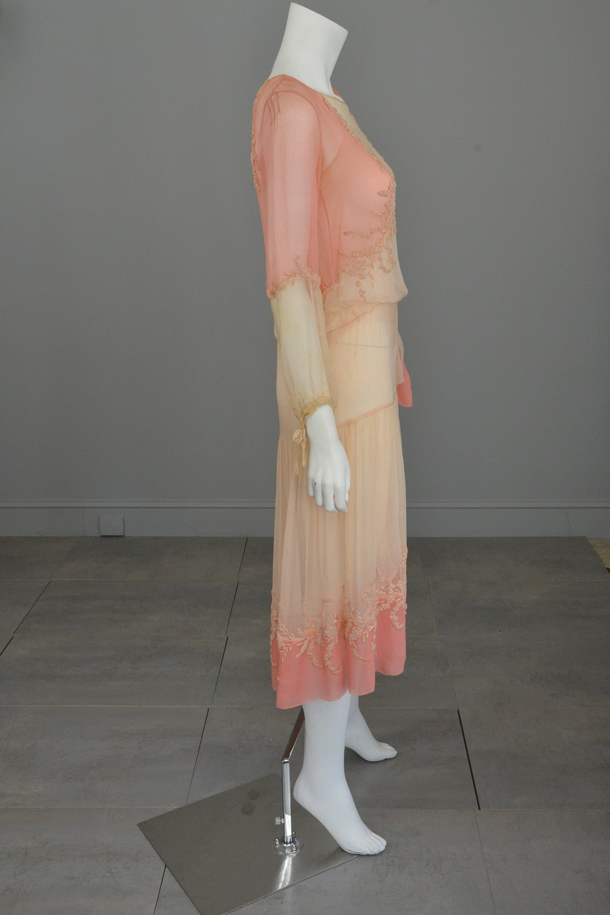 1920s Pink Cream Silk Chiffon French Knots Embroidered Peasant Dress/Restoration piece