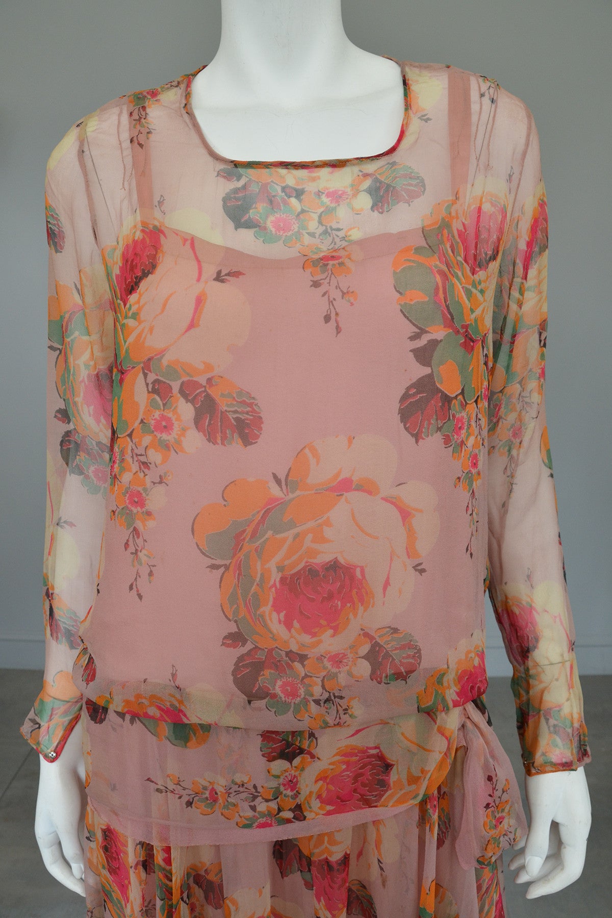 1920s Pink Floral Chiffon Flapper Dress needs TLC