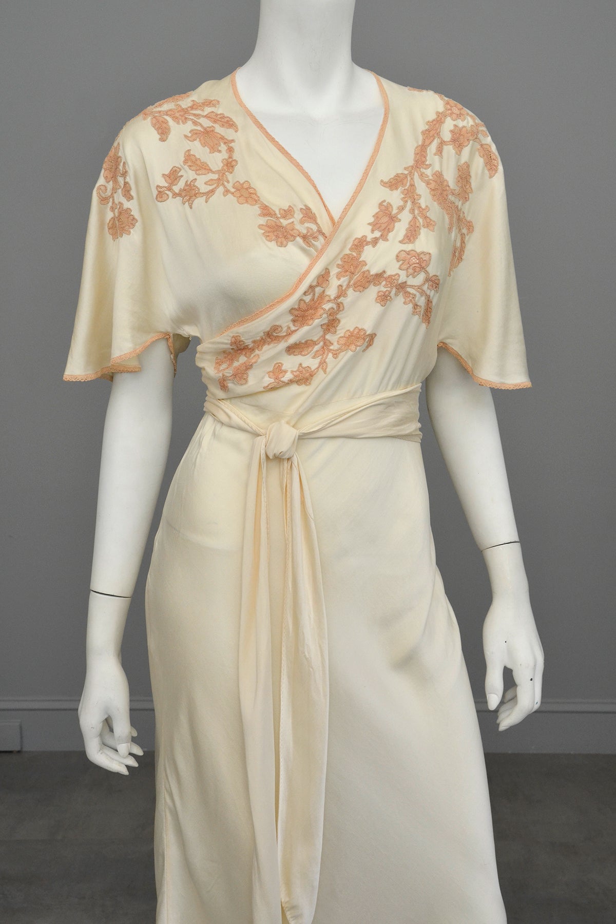 1930s Silk Embroidered Wrap Nightgown Dress w Kimono Style Flutter Sle | VintageVirtuosa 1930s Silk Embroidered Wrap Nightgown Dress w Kimono Style Flutter Sle | VintageVirtuosa
