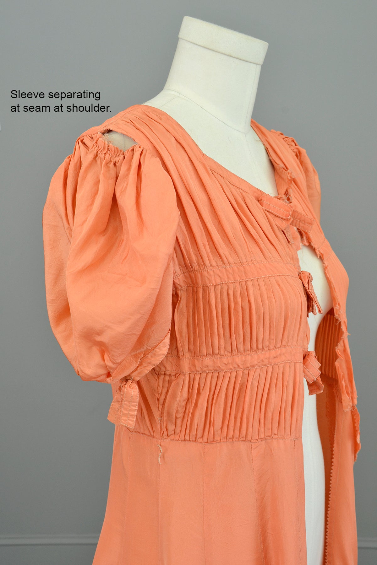 1930s Peach Gown w Pintucking and Bows Unfinished | DIY Project for Study or Finishing
