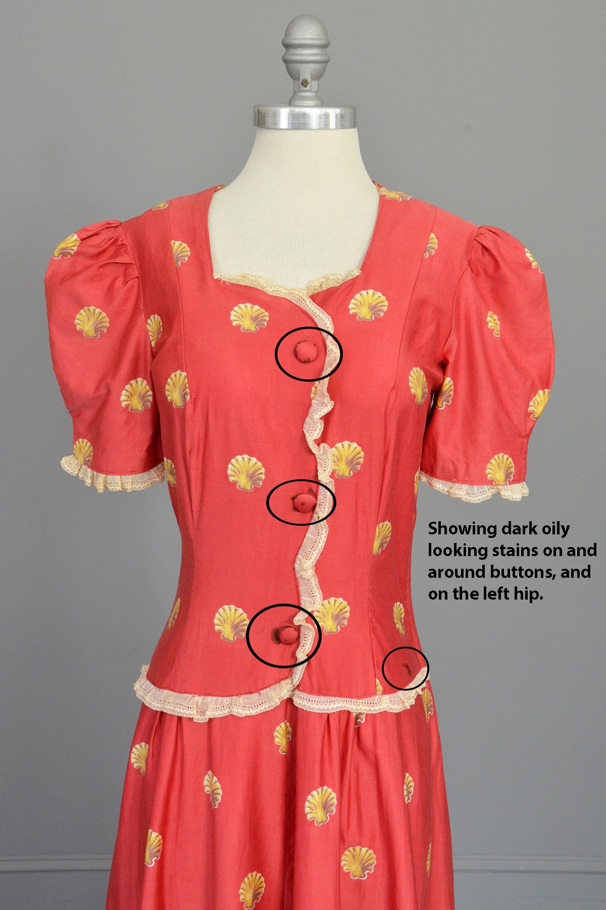 1930s Seashell Novelty Print Puff Sleeve Peasant Folk Dress Gown