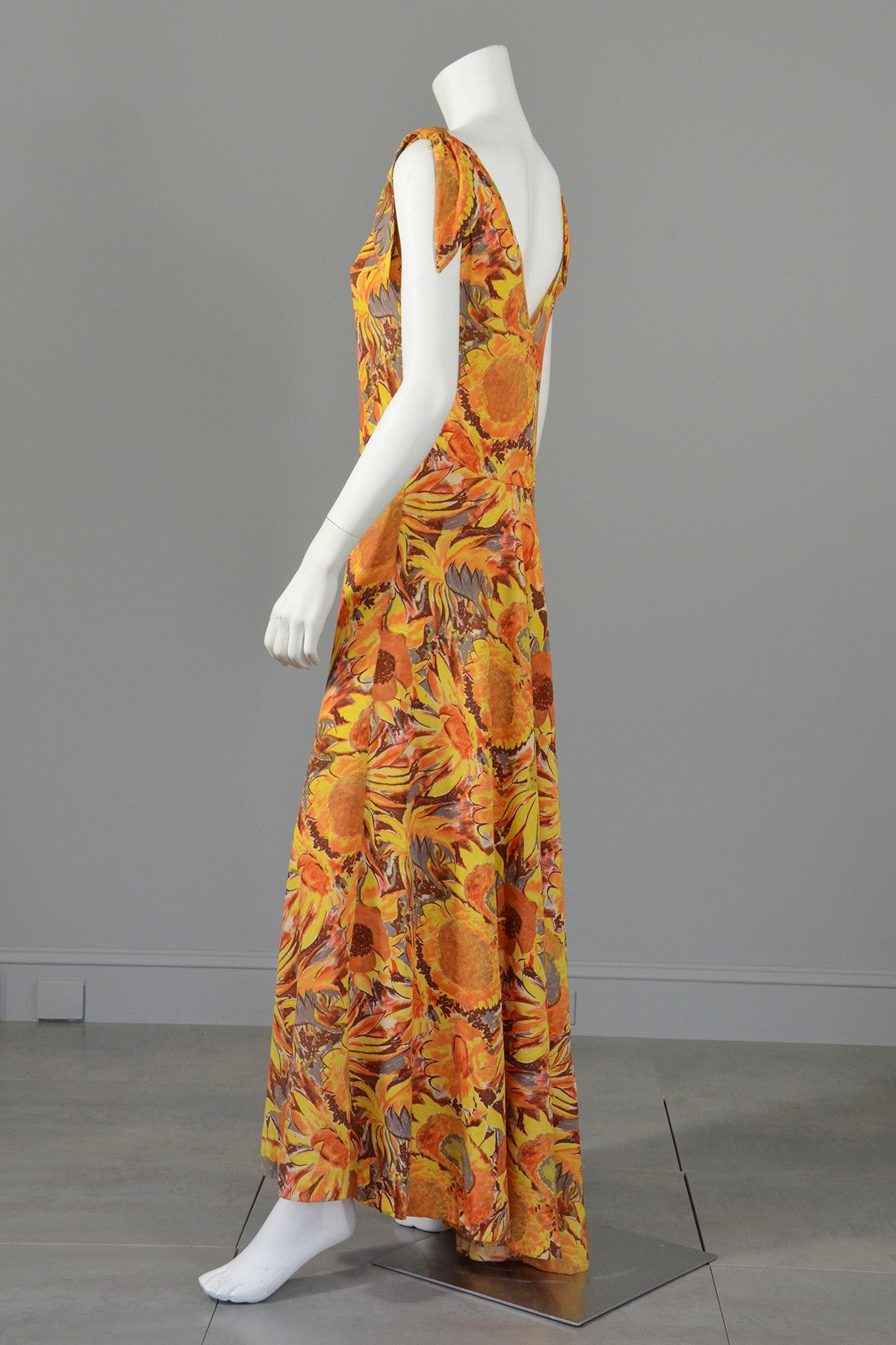 30s Sunflower Print Mermaid High Low Maxi Dress Gown | VintageVirtuosa 30s Sunflower Print Mermaid High Low Maxi Dress Gown | VintageVirtuosa