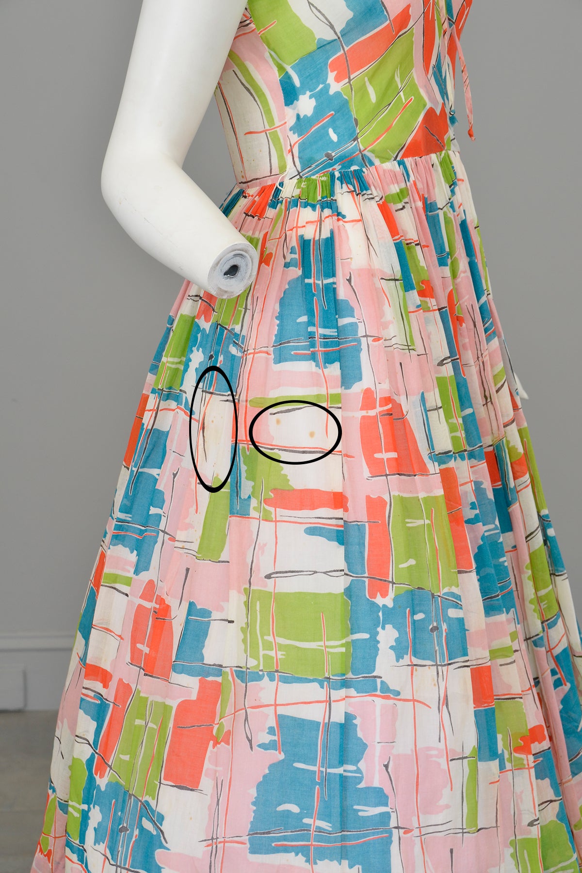 1940s 50s Contemporary Art Print Dress - Restoration piece, needs good cleaning