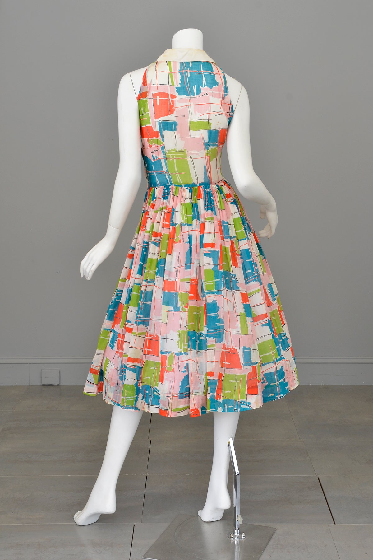 1940s 50s Contemporary Art Print Dress - Restoration piece, needs good cleaning