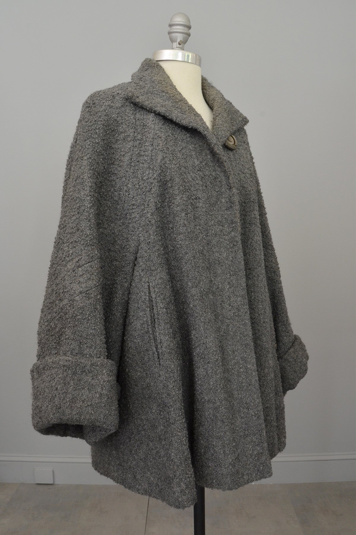 1940s Grey Boucle Swing Coat with Cuffed Bell Sleeves | VintageVirtuosa