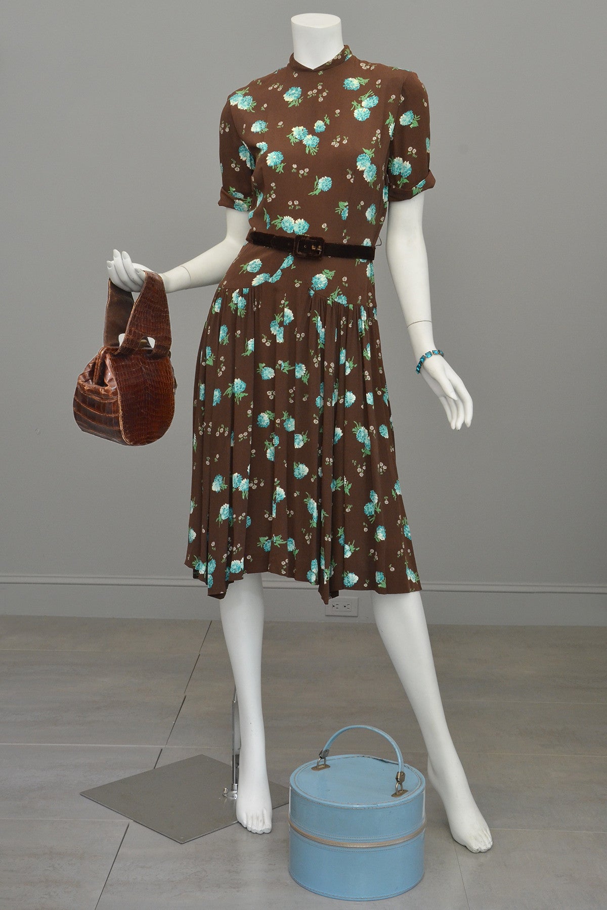 1940s dresses 1940s Novelty Print Dress Brown Aqua Floral Print Pleated Dress