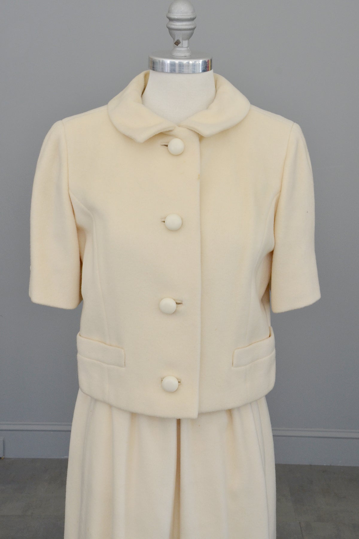 1950s Cream Cashmere Blazer Skirt Suit