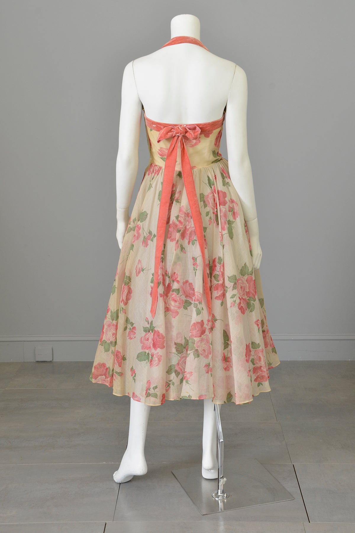 1950s Desert Rose Organza Halter Party Dress | VintageVirtuosa 1950s Desert Rose Organza Halter Party Dress | VintageVirtuosa