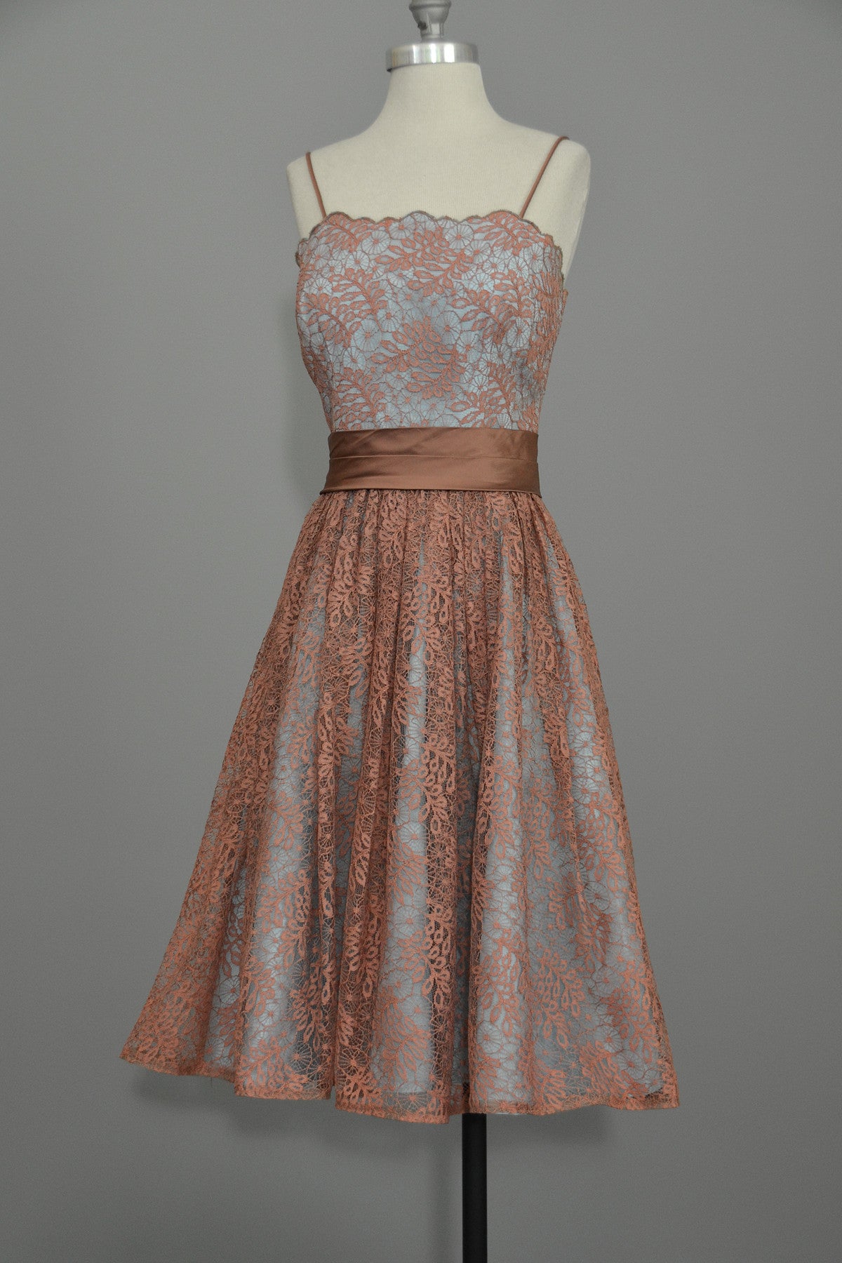 1950's 60's Vintage Lace Prom Party Dress Terra Cotta Lace over Aqua T | VintageVirtuosa 1950's 60's Vintage Lace Prom Party Dress Terra Cotta Lace over Aqua T | VintageVirtuosa
