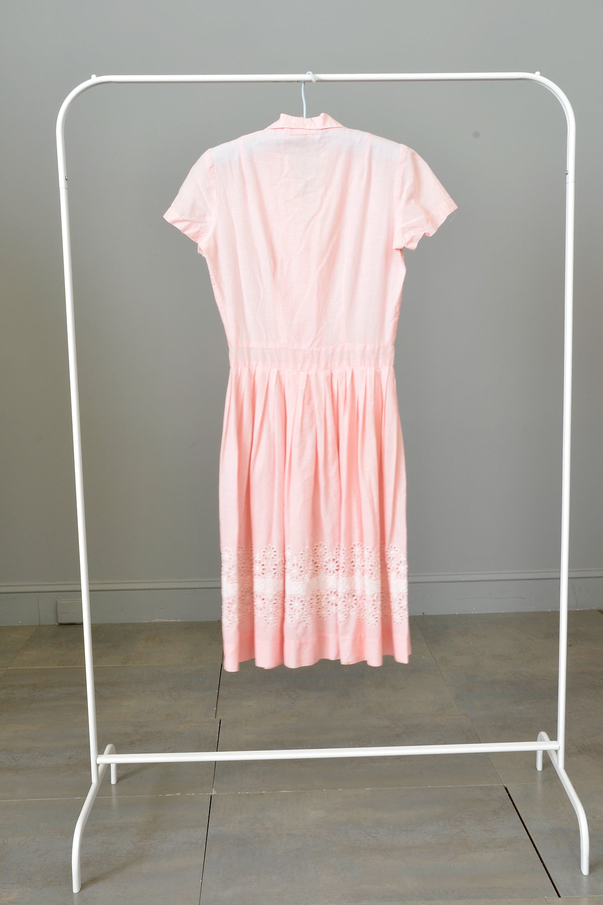 Wholesale Resale Vintage Clothing Lot - 7 Pieces | Not Perfect Some wi Wholesale Resale Vintage Clothing Lot - 7 Pieces | Not Perfect Some wi