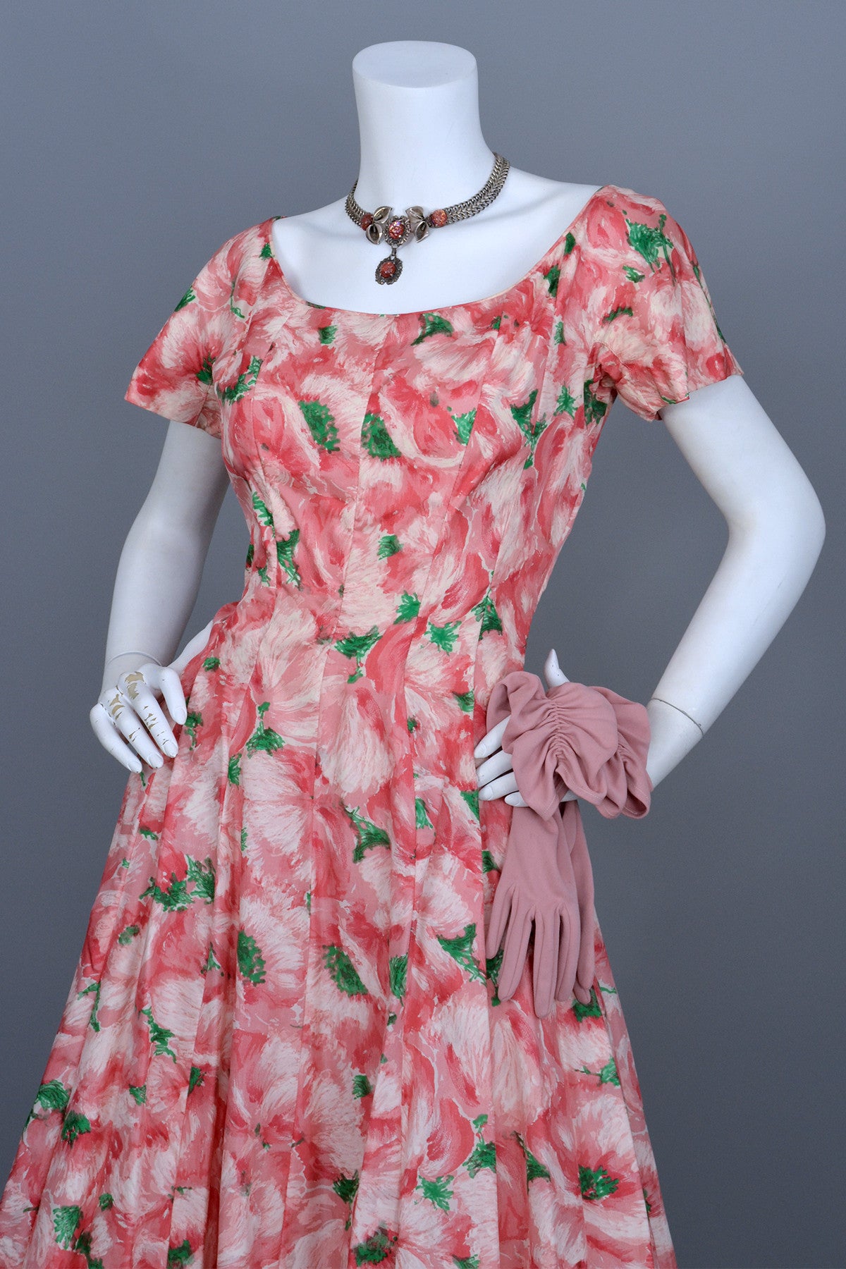 1950s Pink Retro Rose Print Silk Vintage Party Dress | VintageVirtuosa 1950s Pink Retro Rose Print Silk Vintage Party Dress | VintageVirtuosa