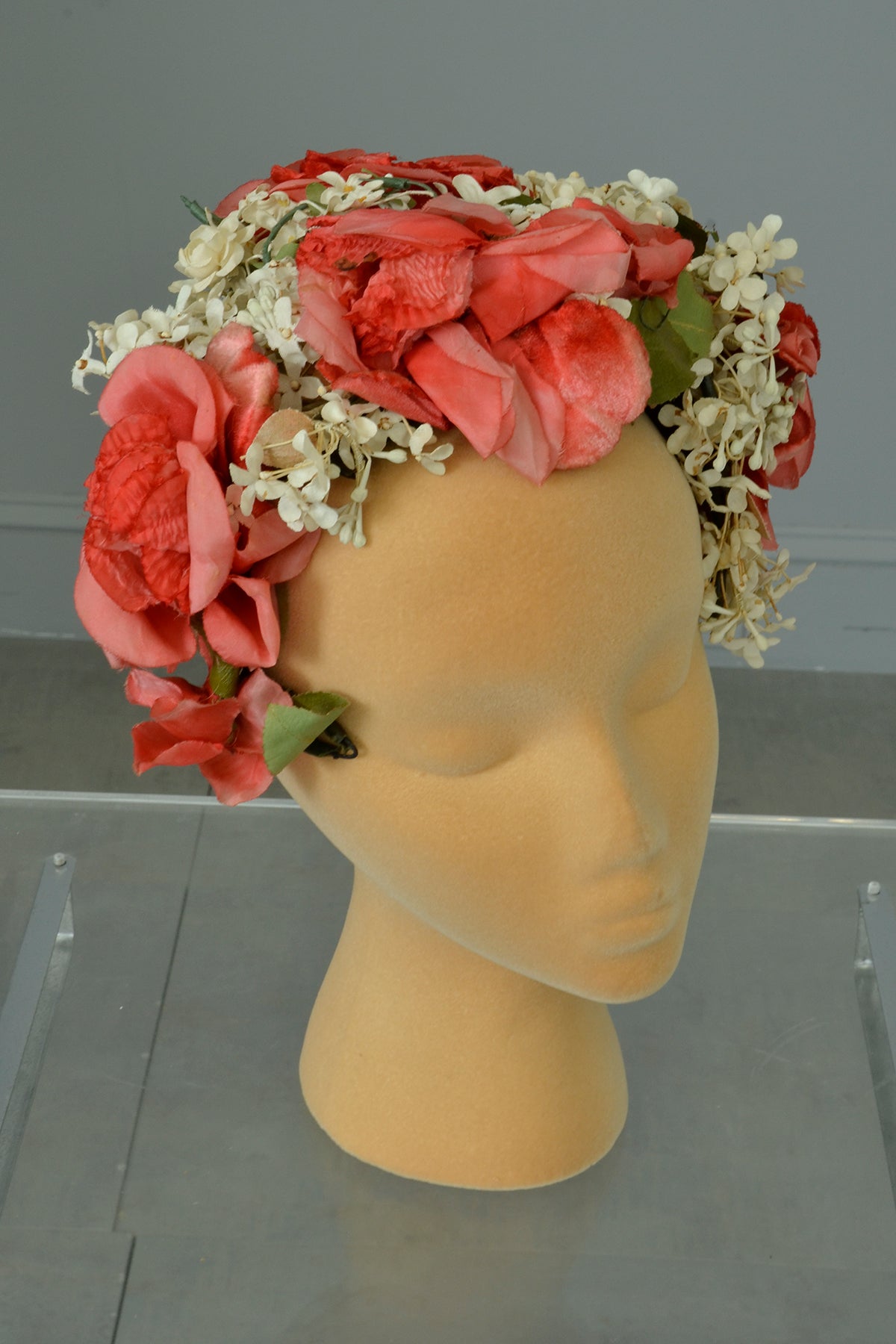 1950s Roses and Flowers Crescent Shape Headband Headpiece