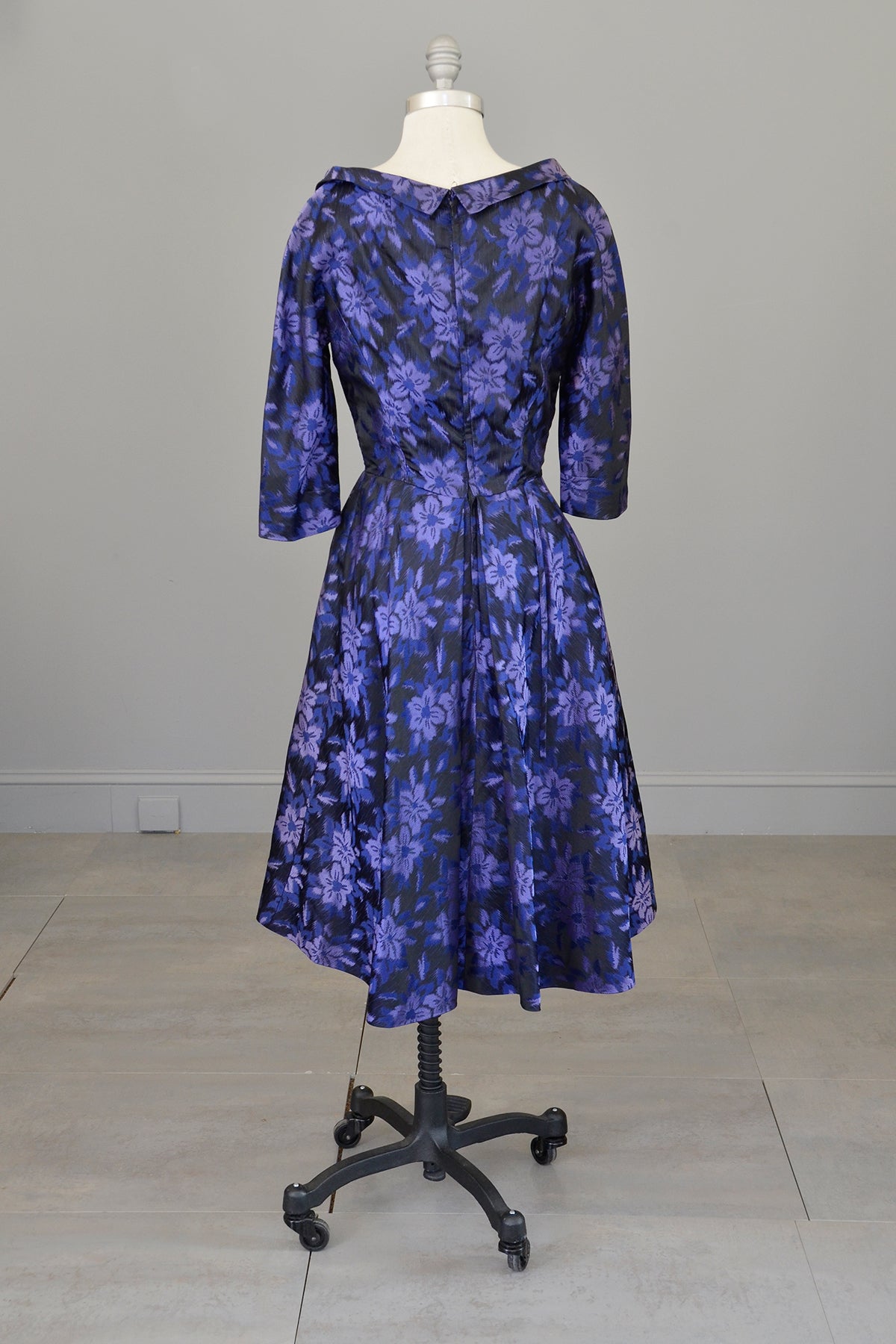 1950s 60s Black Purple Floral Print Office Party Dress 1950s 60s Black Purple Floral Print Office Party Dress