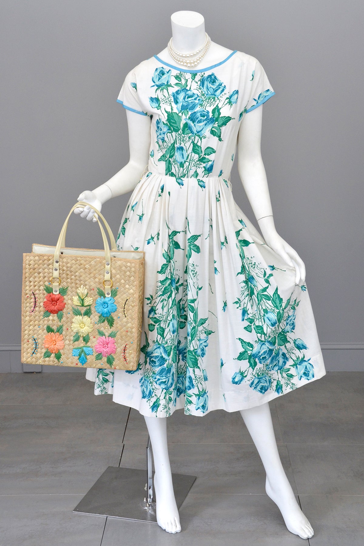 retro vintage 50s dresses Zapaka Women Floral 1950s Dress Vintage Light Blue V Neck Swing Retro Dress, Light Blue / 2XL