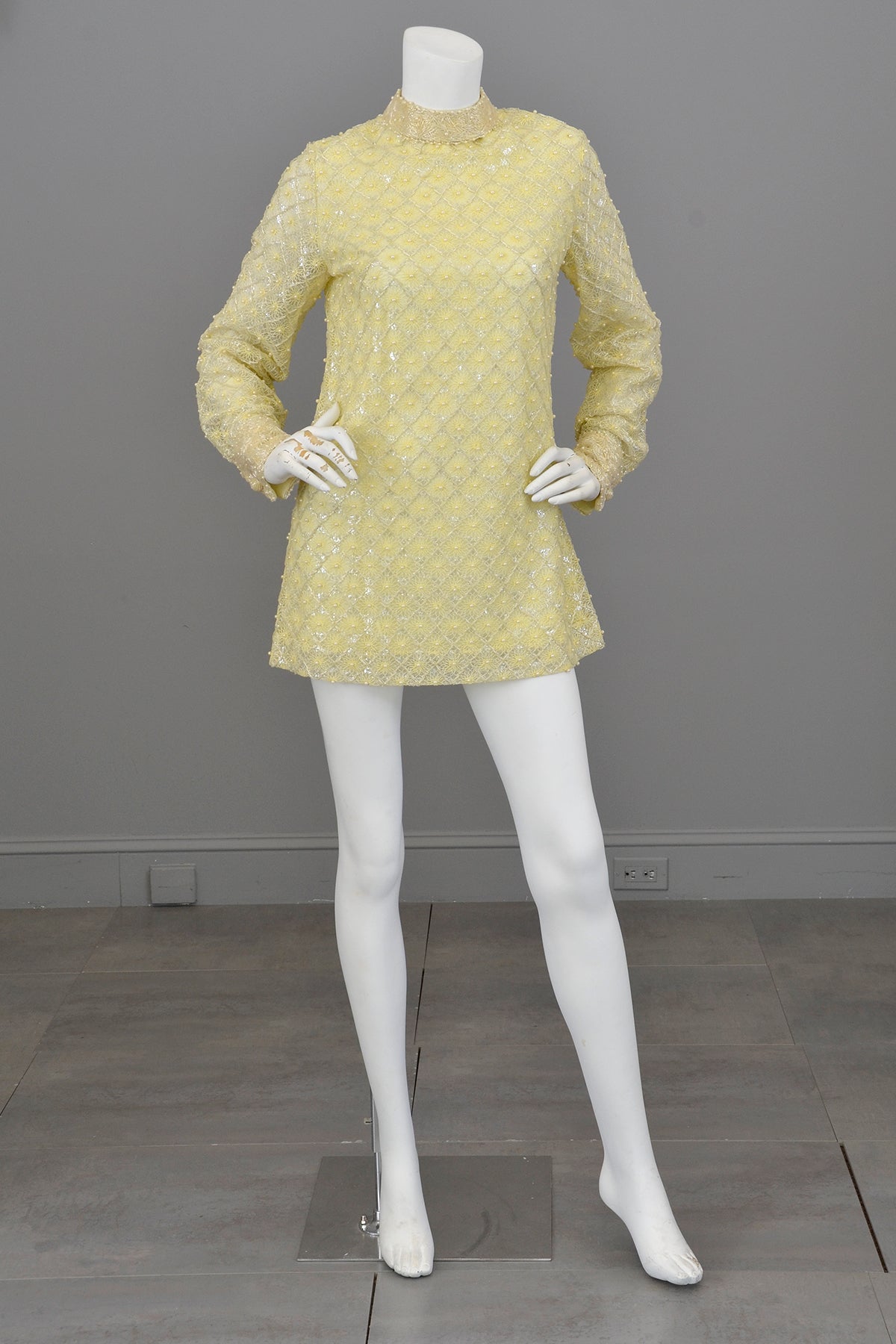 Twiggy Mod Dressing 1960s Pale Yellow Beaded Micro Mini Go Go