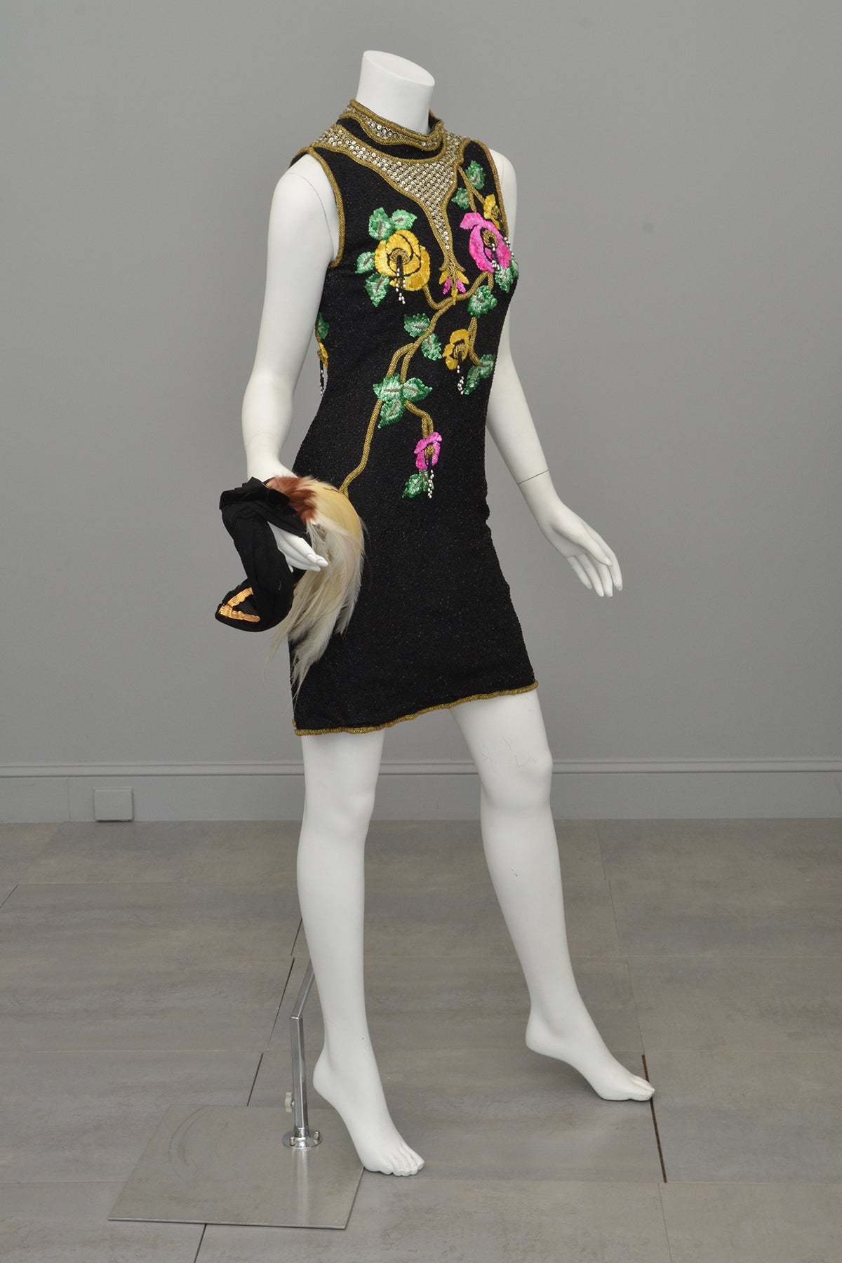 1960s Black Sequin 3D Beaded Tassels Keyhole Mini Party Dress | VintageVirtuosa 1960s Black Sequin 3D Beaded Tassels Keyhole Mini Party Dress | VintageVirtuosa