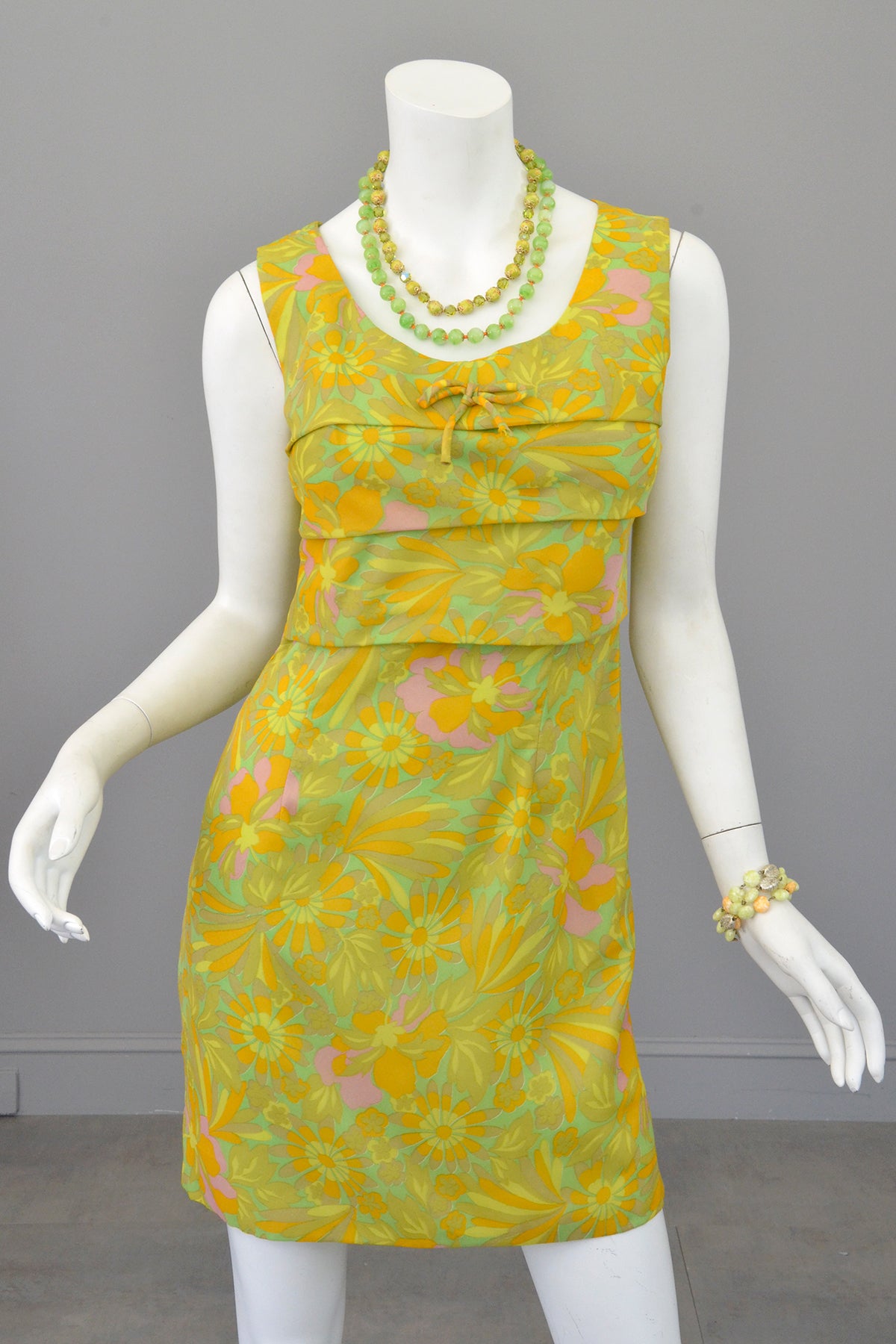 1960s 70s Neon Citrus Tiered Mini Gogo Dress Twiggy Dress | VintageVirtuosa 1960s 70s Neon Citrus Tiered Mini Gogo Dress Twiggy Dress | VintageVirtuosa