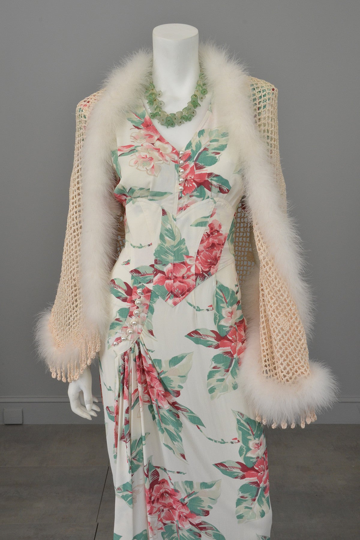 Vintage 80s does 40s Tropical Floral Print Swag Dress by Karen Alexand | VintageVirtuosa Vintage 80s does 40s Tropical Floral Print Swag Dress by Karen Alexand | VintageVirtuosa