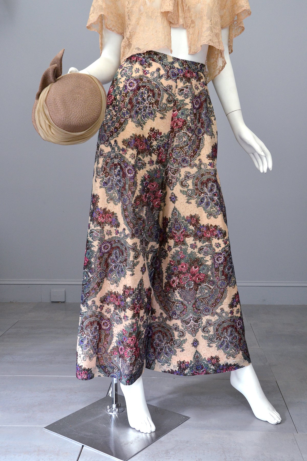 1970s Lacey Floral Print Palazzo Pants