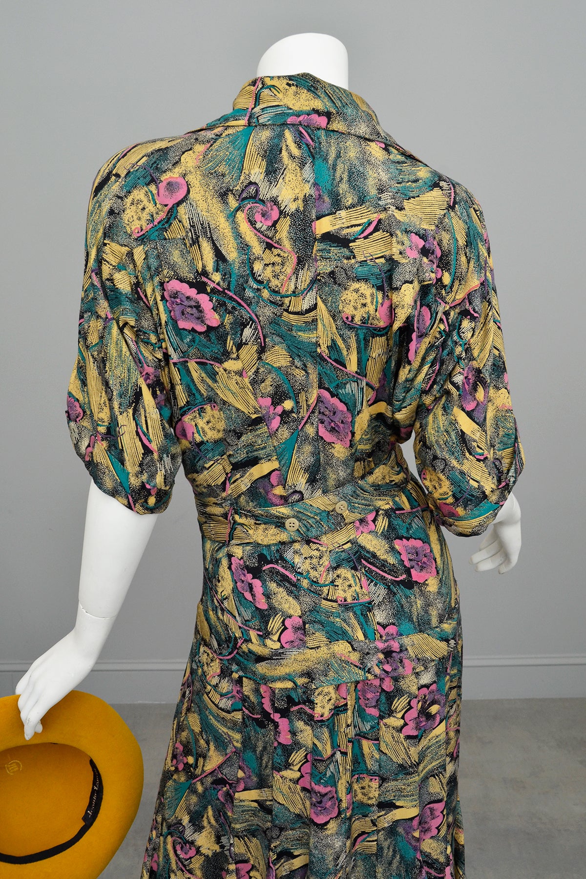 1970s Retro Floral Sketch Art Full Sweep Maxi Dress