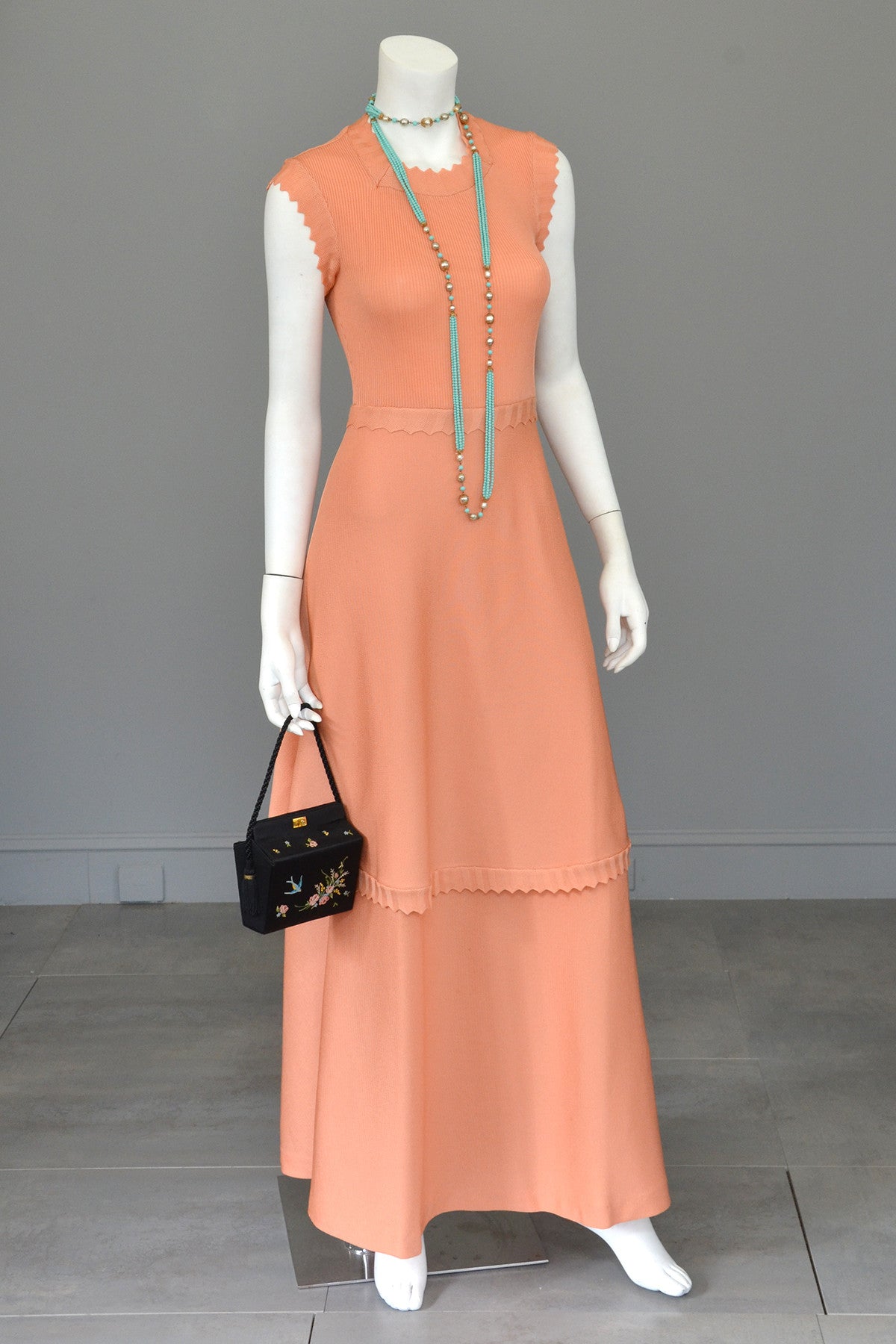 coral peplum dress NWT - Listicle - Women's Coral Ruffled Peplum Mini Dress - Size Medium