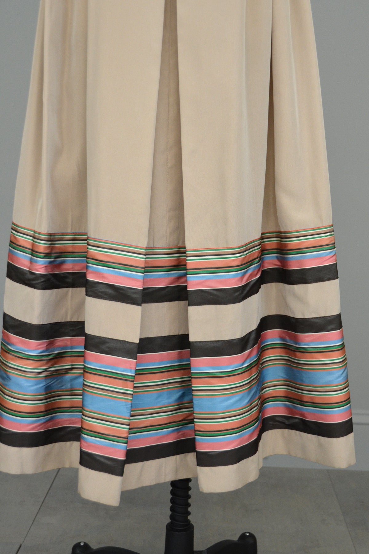 Vintage 1970s MOD Babydoll Maxi Dress