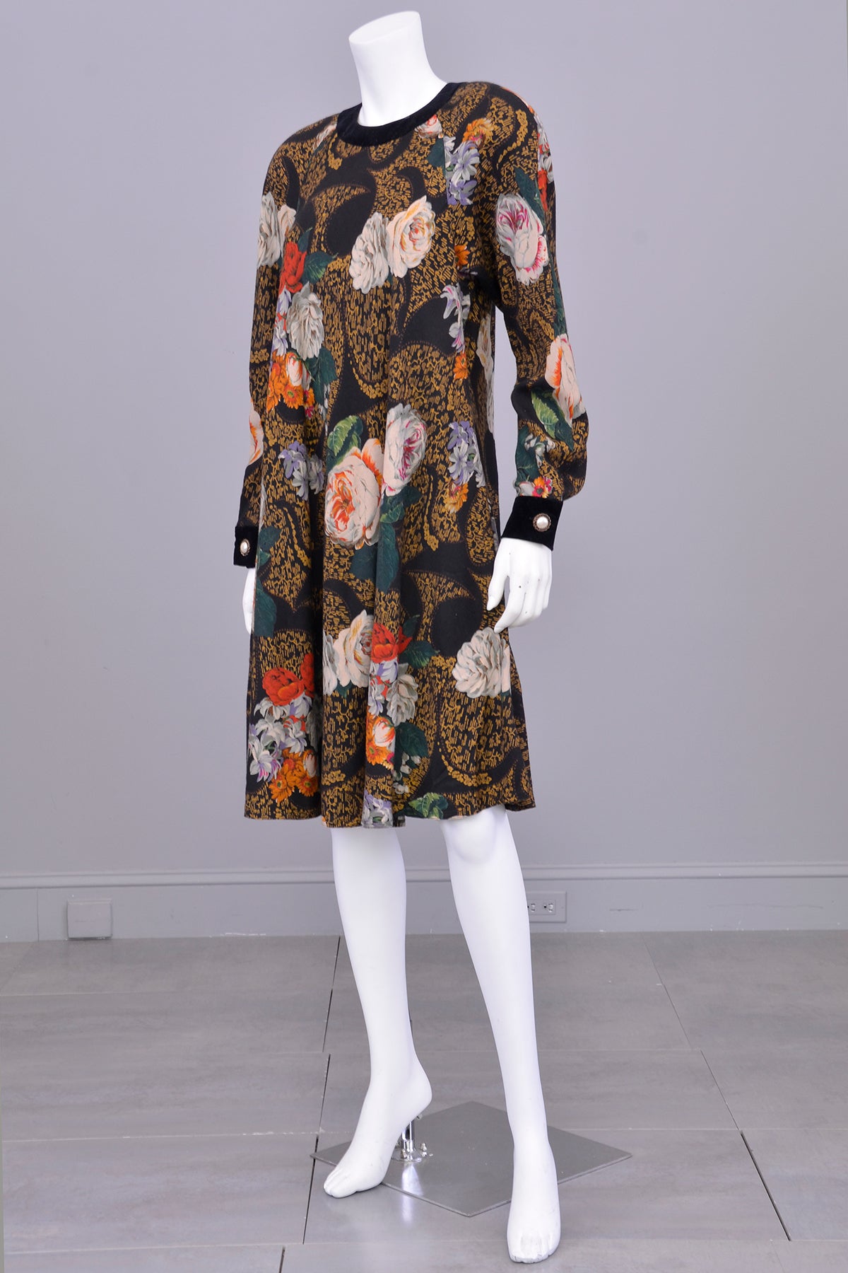 1980s Painterly Rose Print Trapeze Dress by Donna Morgan for Leslie Fay
