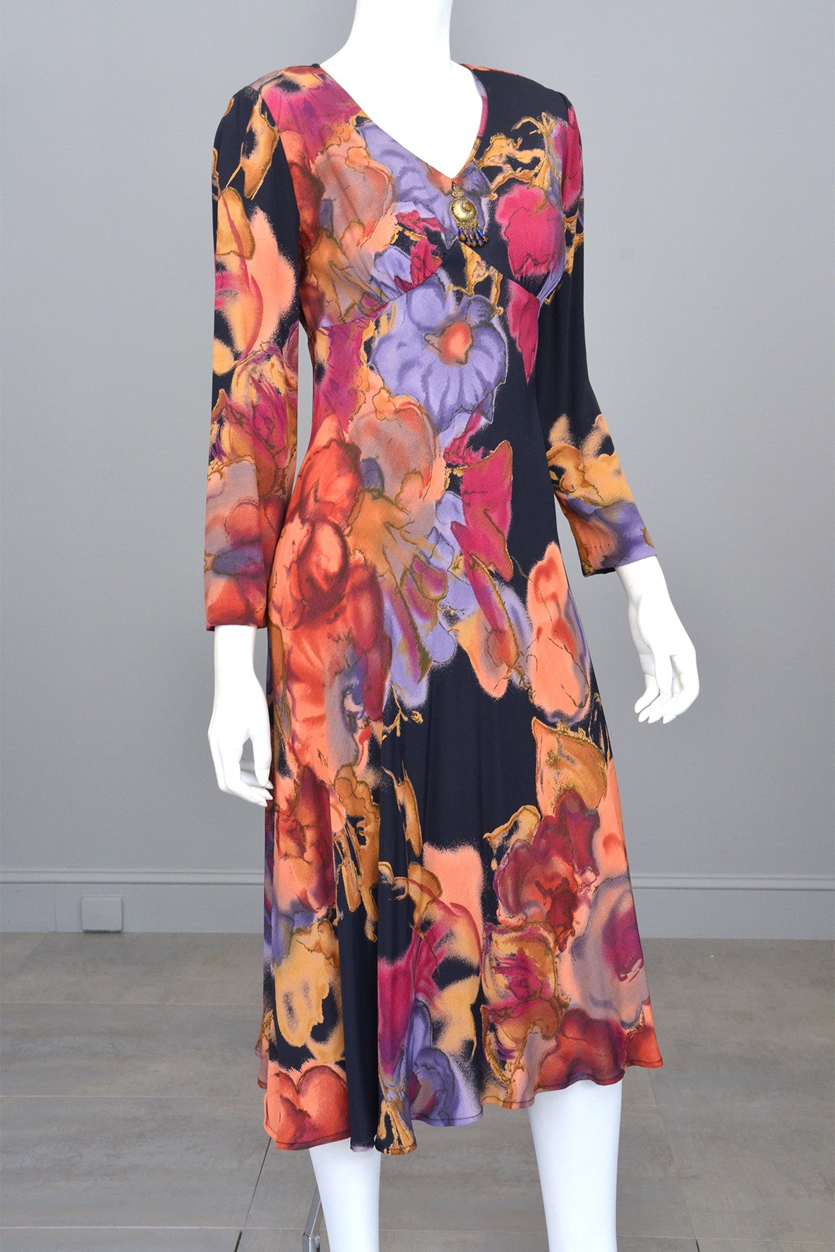 Vintage Carole Little 1990's does 70's Watercolor Floral Print Hippie | VintageVirtuosa Vintage Carole Little 1990's does 70's Watercolor Floral Print Hippie | VintageVirtuosa