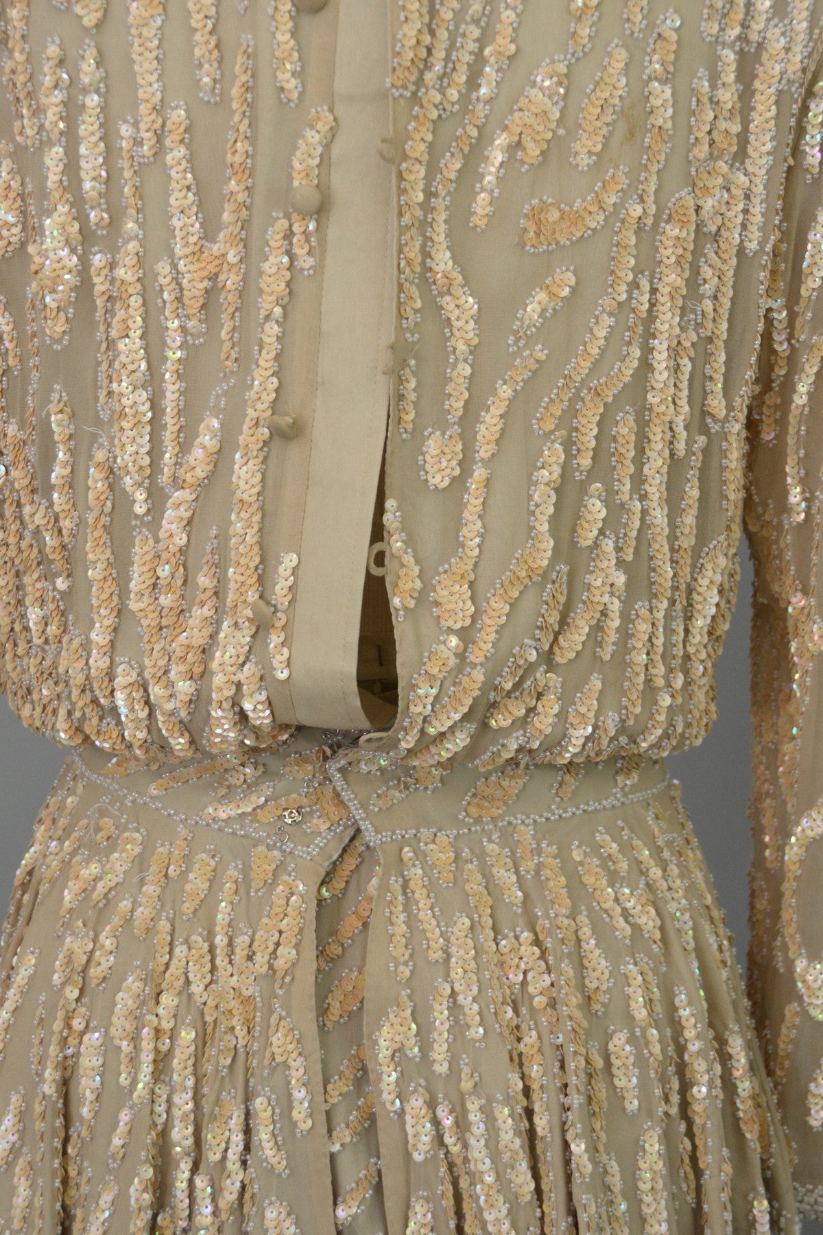 70s does 40s Beaded Pearls Silk Peplum Two Piece Vintage Dress | VintageVirtuosa 70s does 40s Beaded Pearls Silk Peplum Two Piece Vintage Dress | VintageVirtuosa