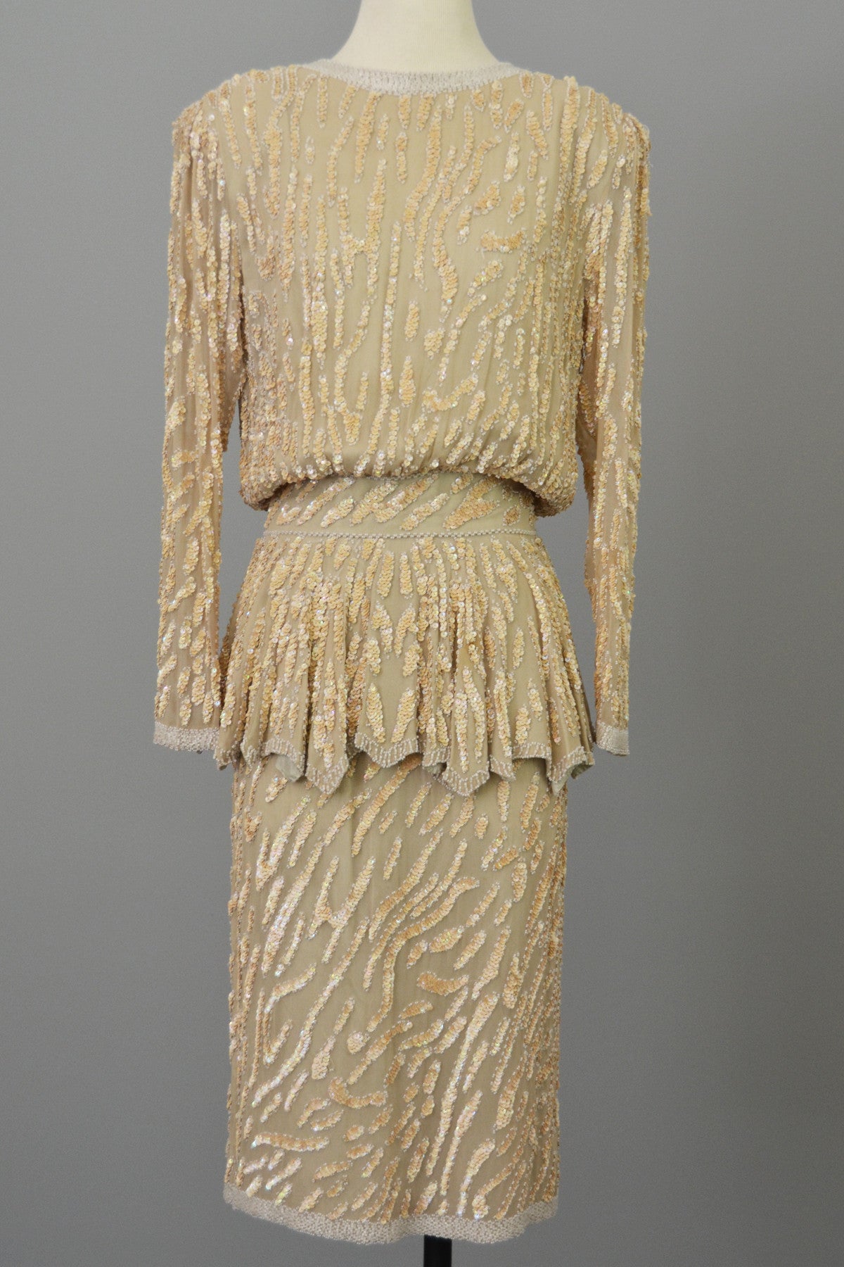 70s does 40s Beaded Pearls Silk Peplum Two Piece Vintage Dress | VintageVirtuosa 70s does 40s Beaded Pearls Silk Peplum Two Piece Vintage Dress | VintageVirtuosa