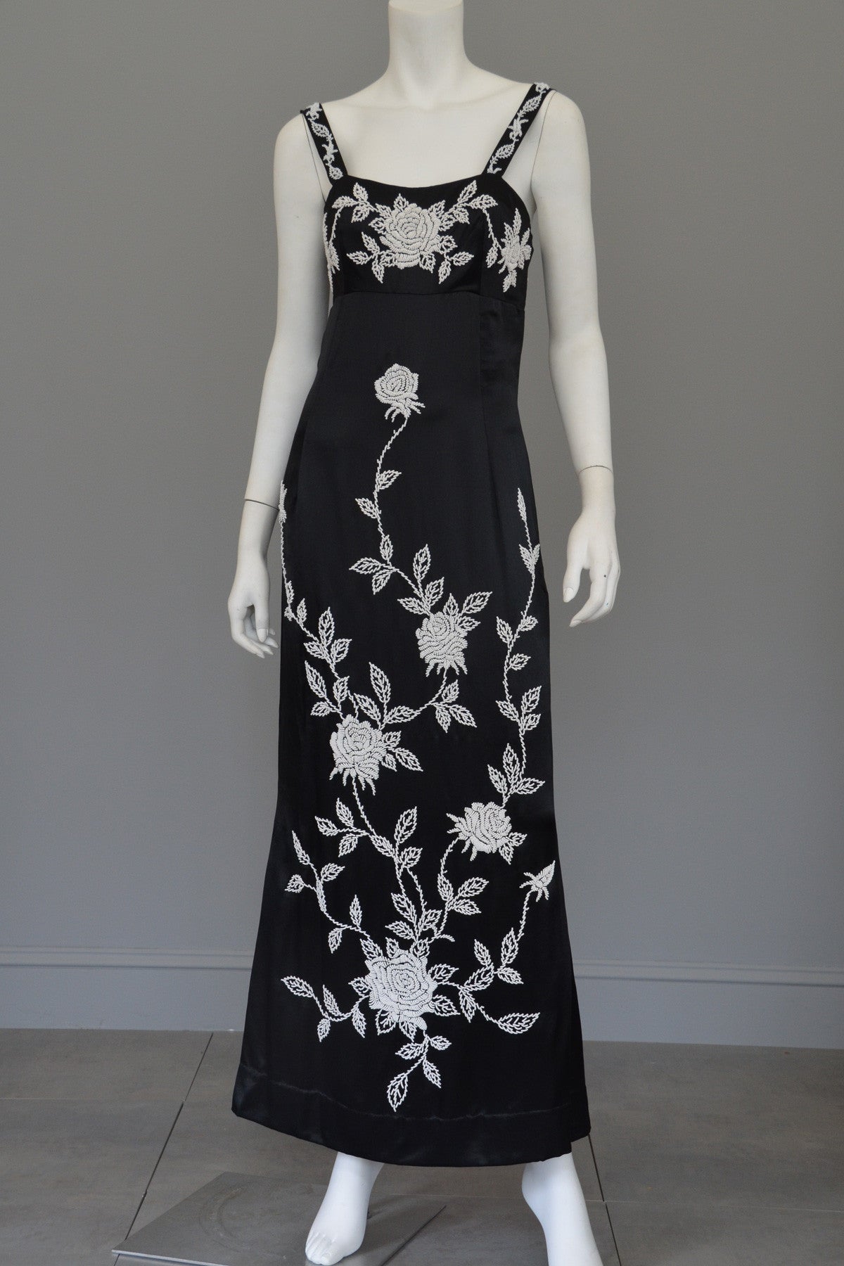1960's 70's Silk Sheath Dress with Intricate Seed Bead Floral Design | VintageVirtuosa 1960's 70's Silk Sheath Dress with Intricate Seed Bead Floral Design | VintageVirtuosa