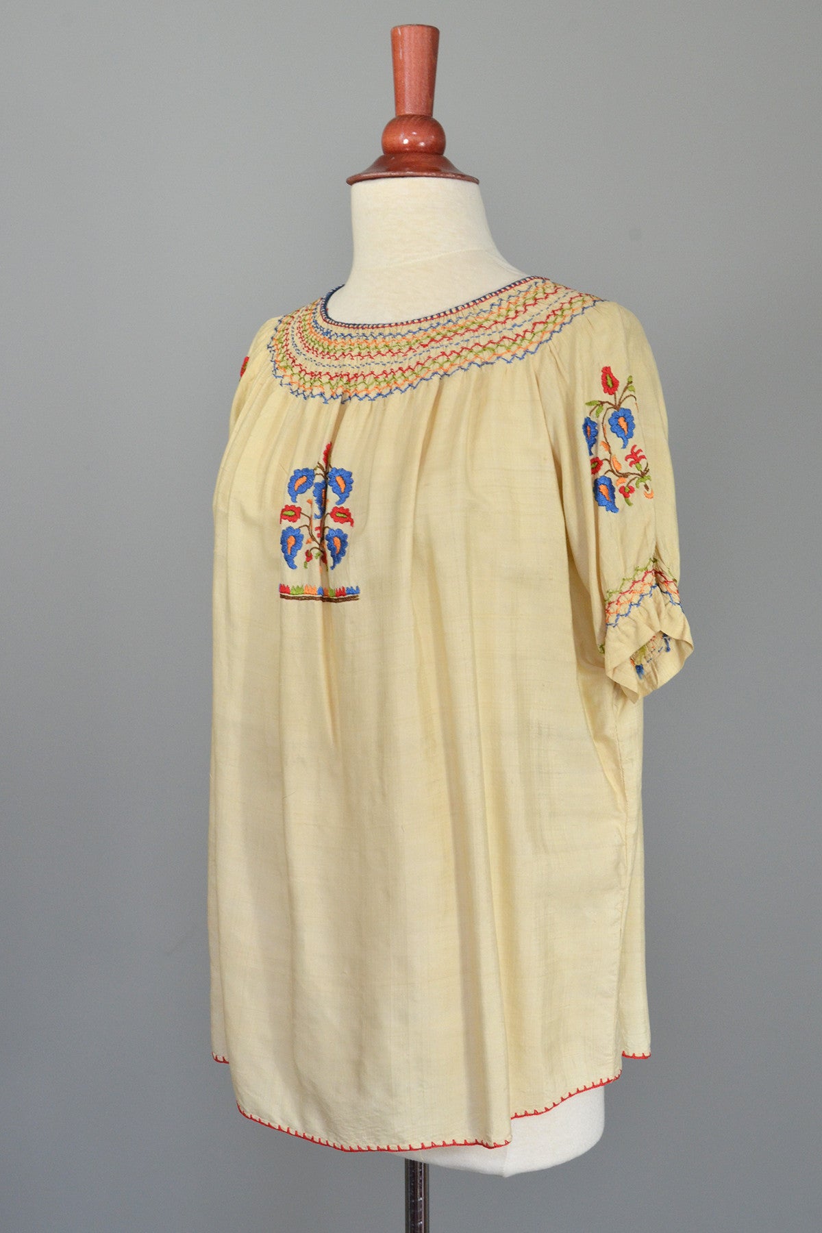 peasant smock dress Ecru with Red Blue Embroidered Florals Vintage Peasant Smock Top