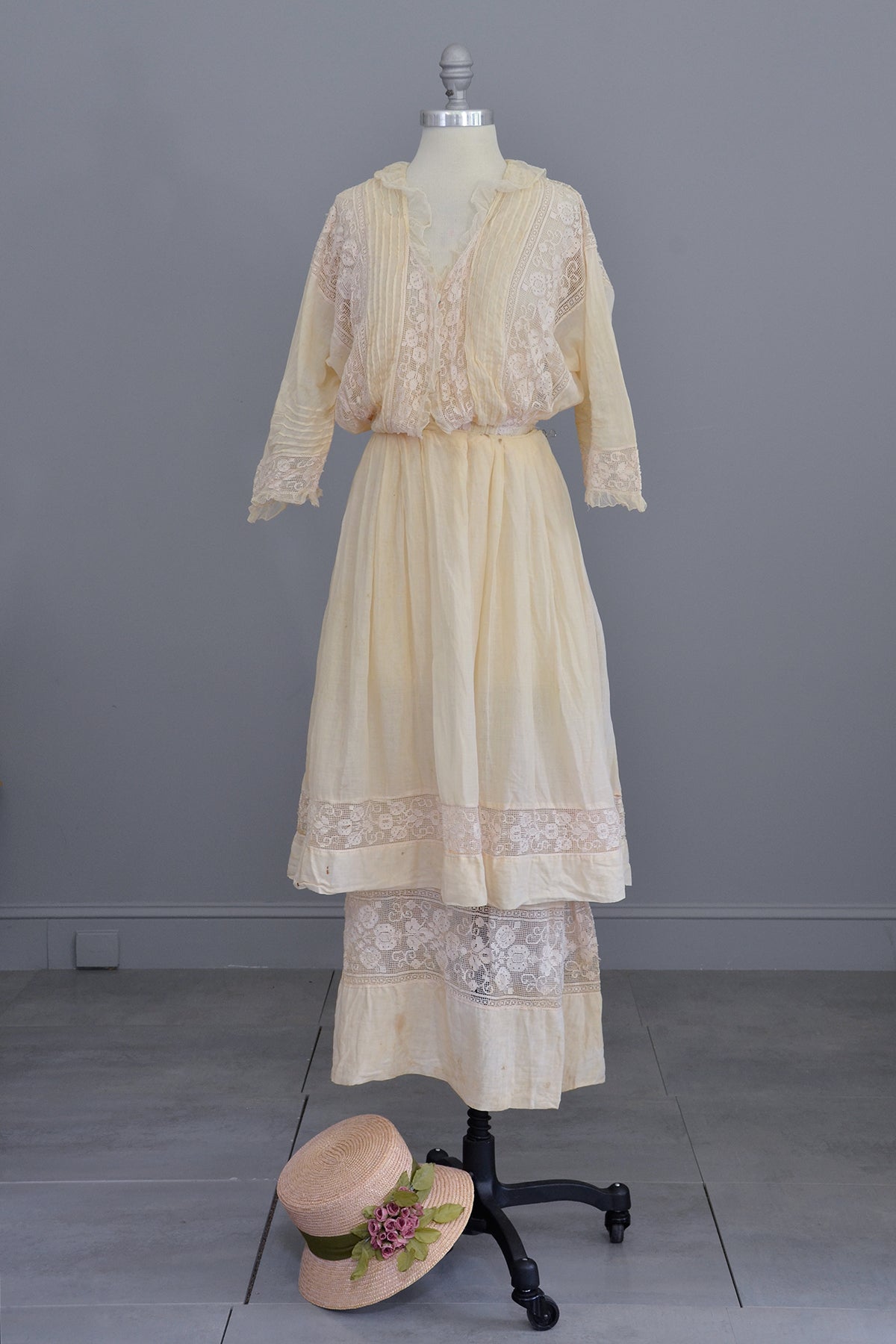 Edwardian Dress with Needlepoint Trim and Tiered Bell Skirt | VintageVirtuosa Edwardian Dress with Needlepoint Trim and Tiered Bell Skirt | VintageVirtuosa