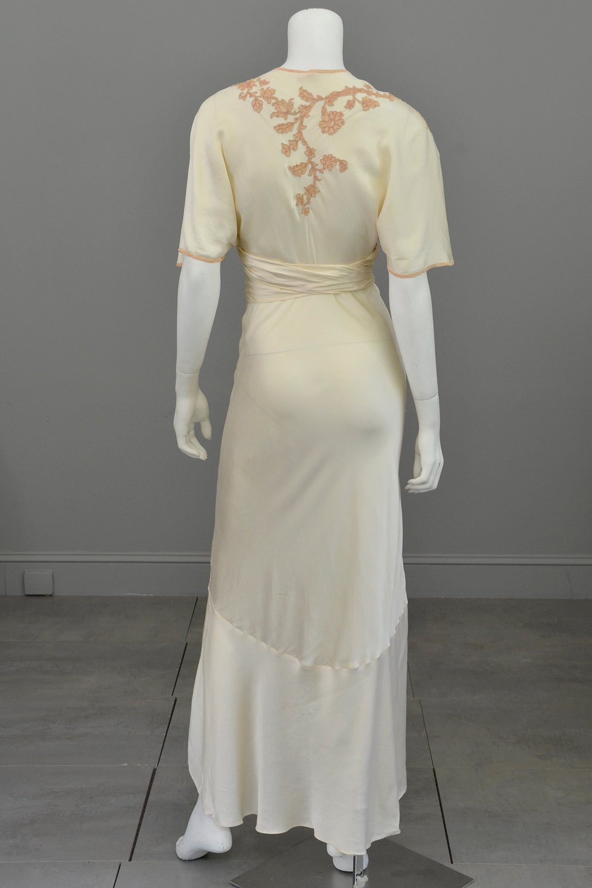 1930s Silk Embroidered Wrap Nightgown Dress w Kimono Style Flutter Sle | VintageVirtuosa 1930s Silk Embroidered Wrap Nightgown Dress w Kimono Style Flutter Sle | VintageVirtuosa