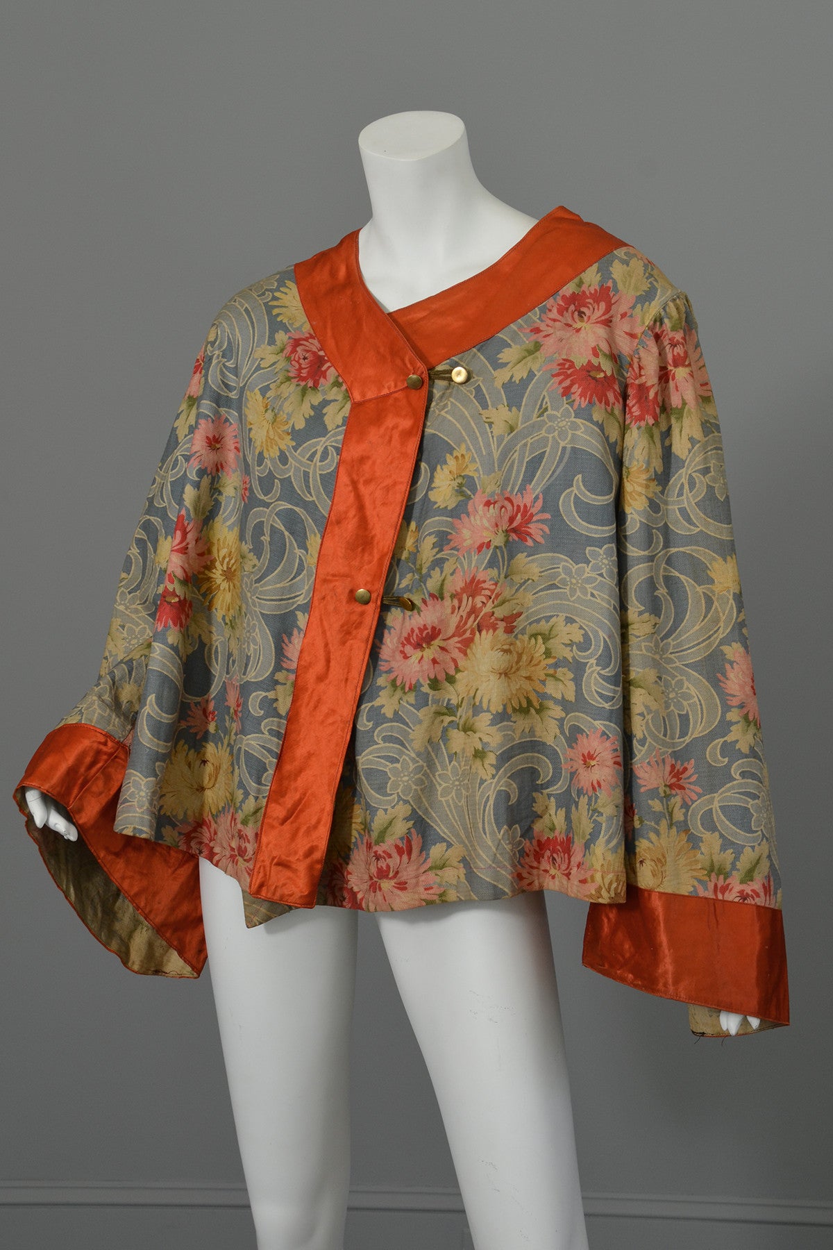 Edwardian Floral Print Angel Sleeve Crop Shrug Capelet Swing Coat