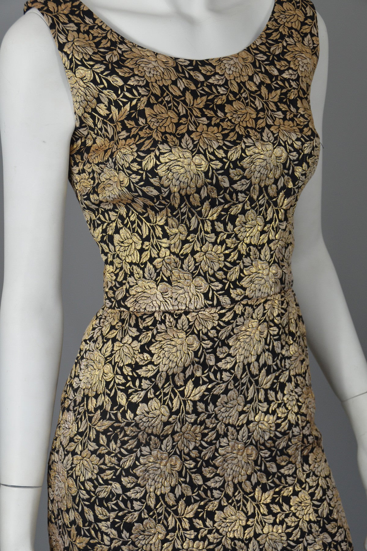1960s Gold Brocade Vintage Cocktail Dress Wiggle Dress XS | VintageVirtuosa 1960s Gold Brocade Vintage Cocktail Dress Wiggle Dress XS | VintageVirtuosa