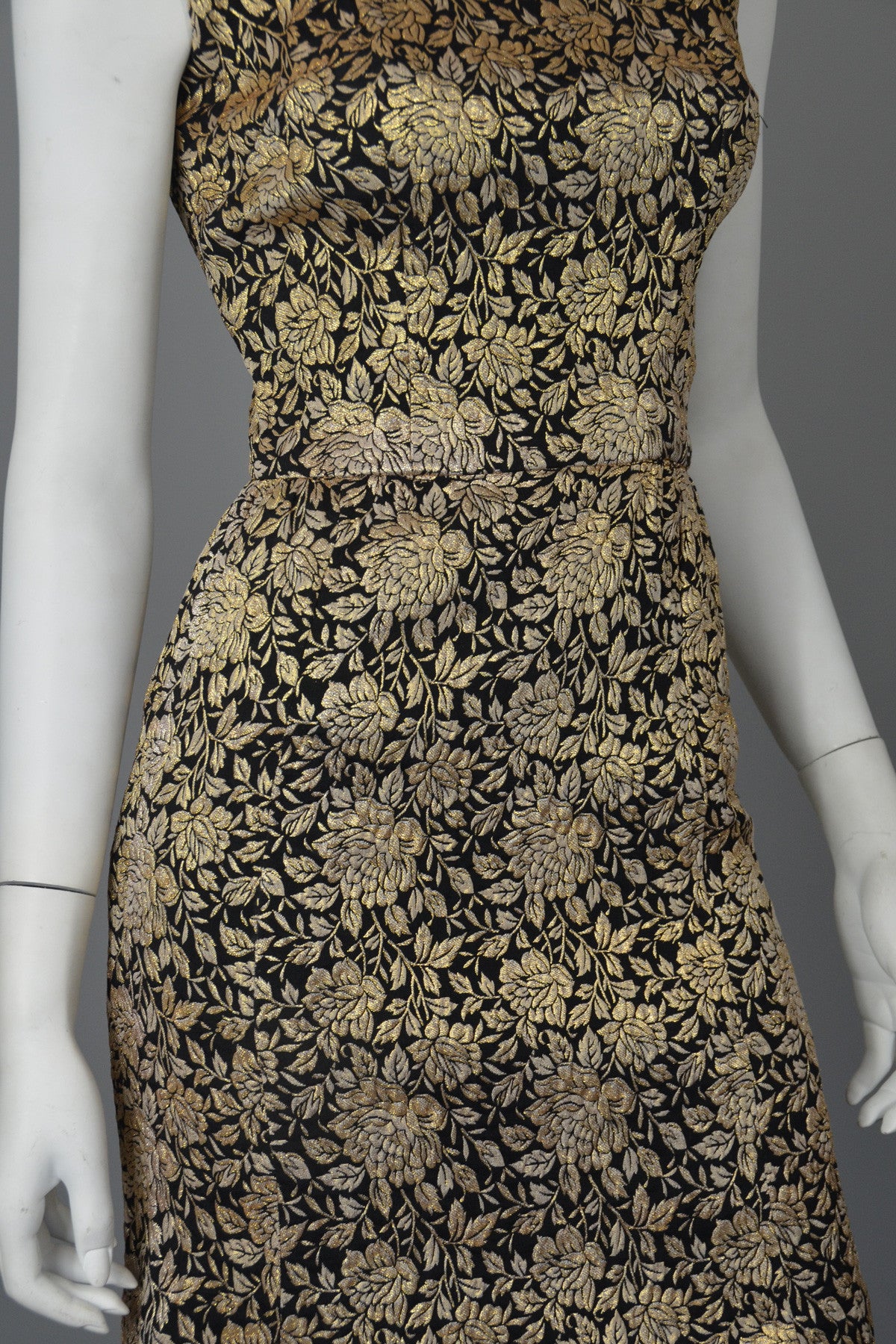 1960s Gold Brocade Vintage Cocktail Dress Wiggle Dress XS | VintageVirtuosa 1960s Gold Brocade Vintage Cocktail Dress Wiggle Dress XS | VintageVirtuosa